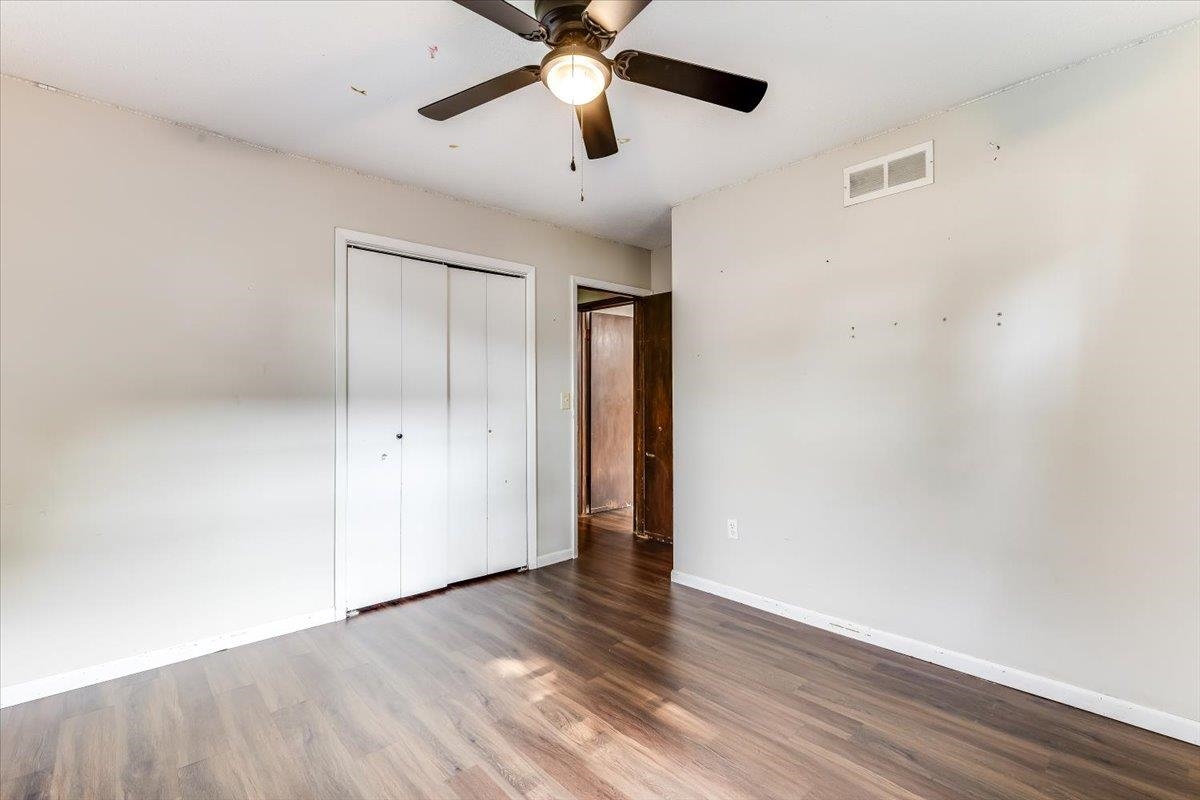 11611 W Kent Property Photo 16