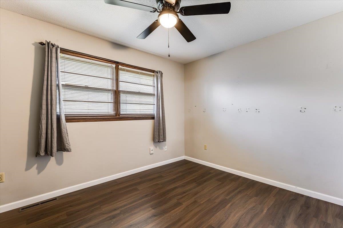 11611 W Kent Property Photo 17