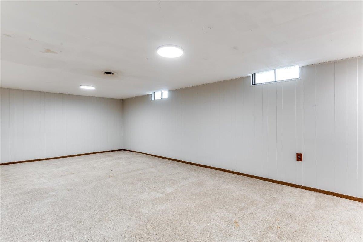 11611 W Kent Property Photo 22