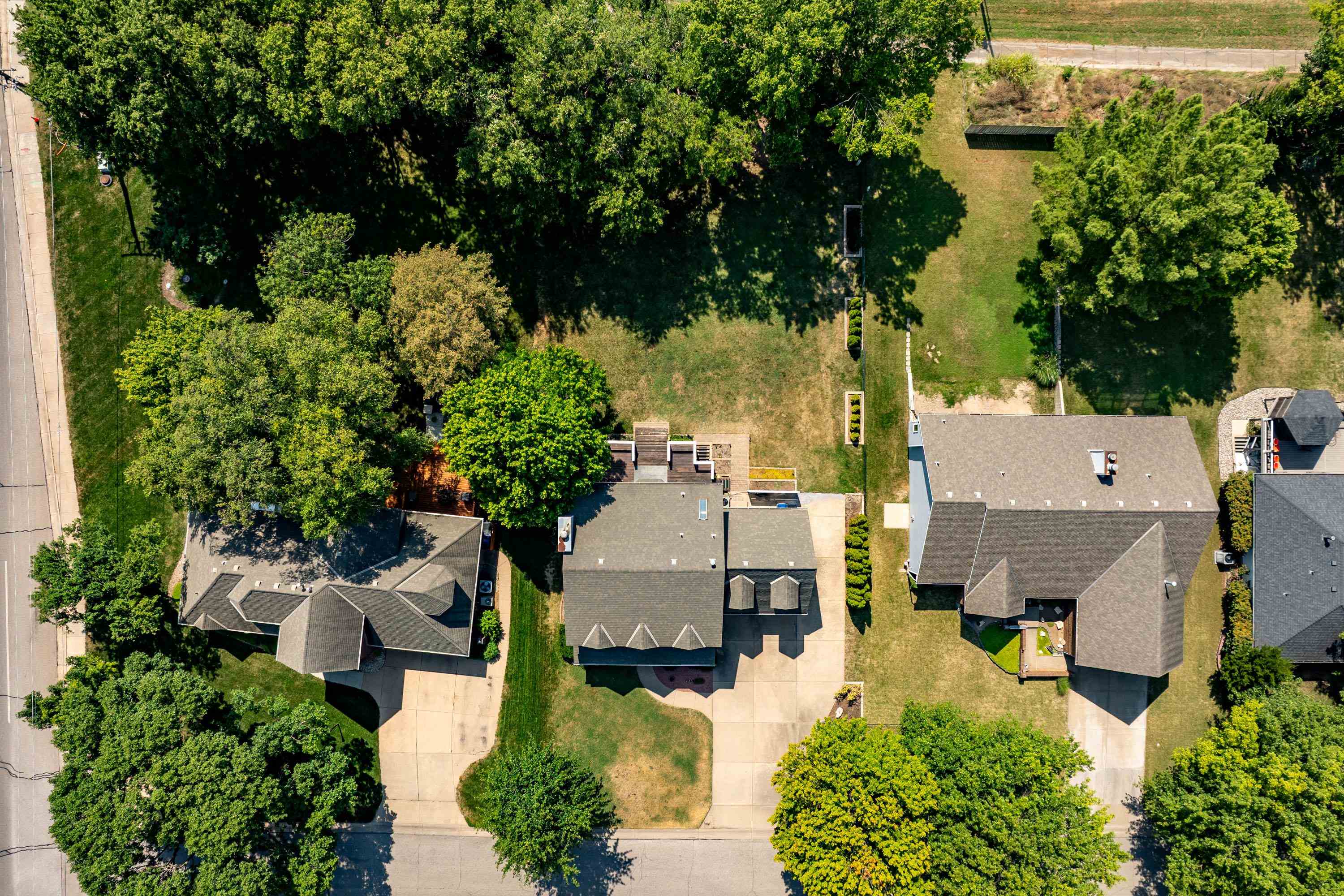 925 S Honeybrook Ln Property Photo 30