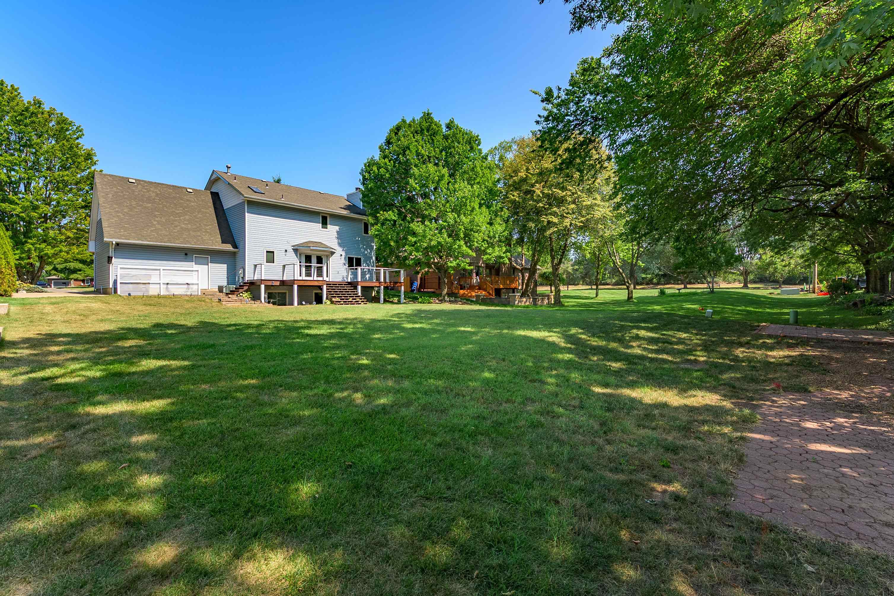 925 S Honeybrook Ln Property Photo 31