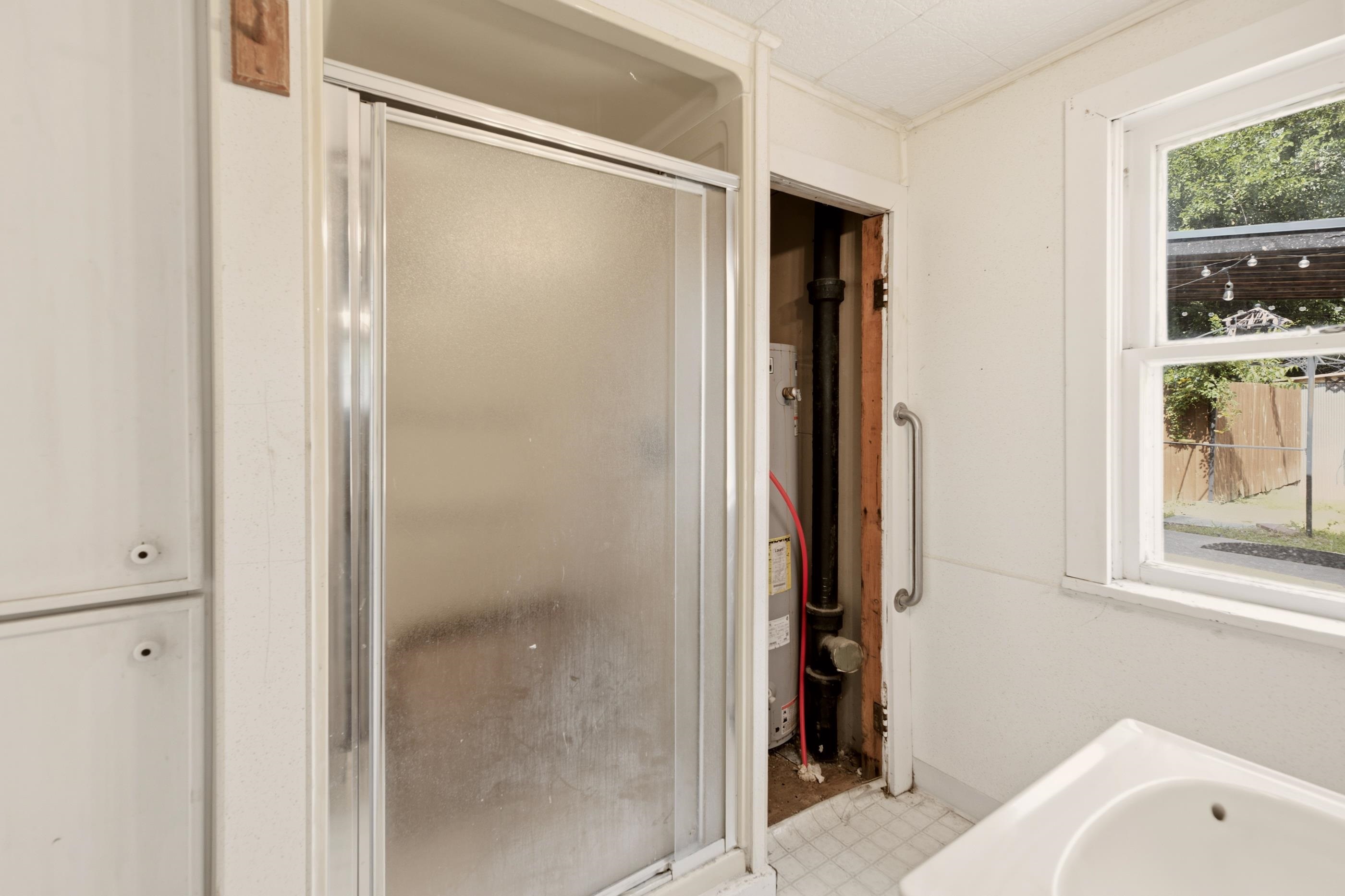 1128 N Custer Ave Property Photo 15
