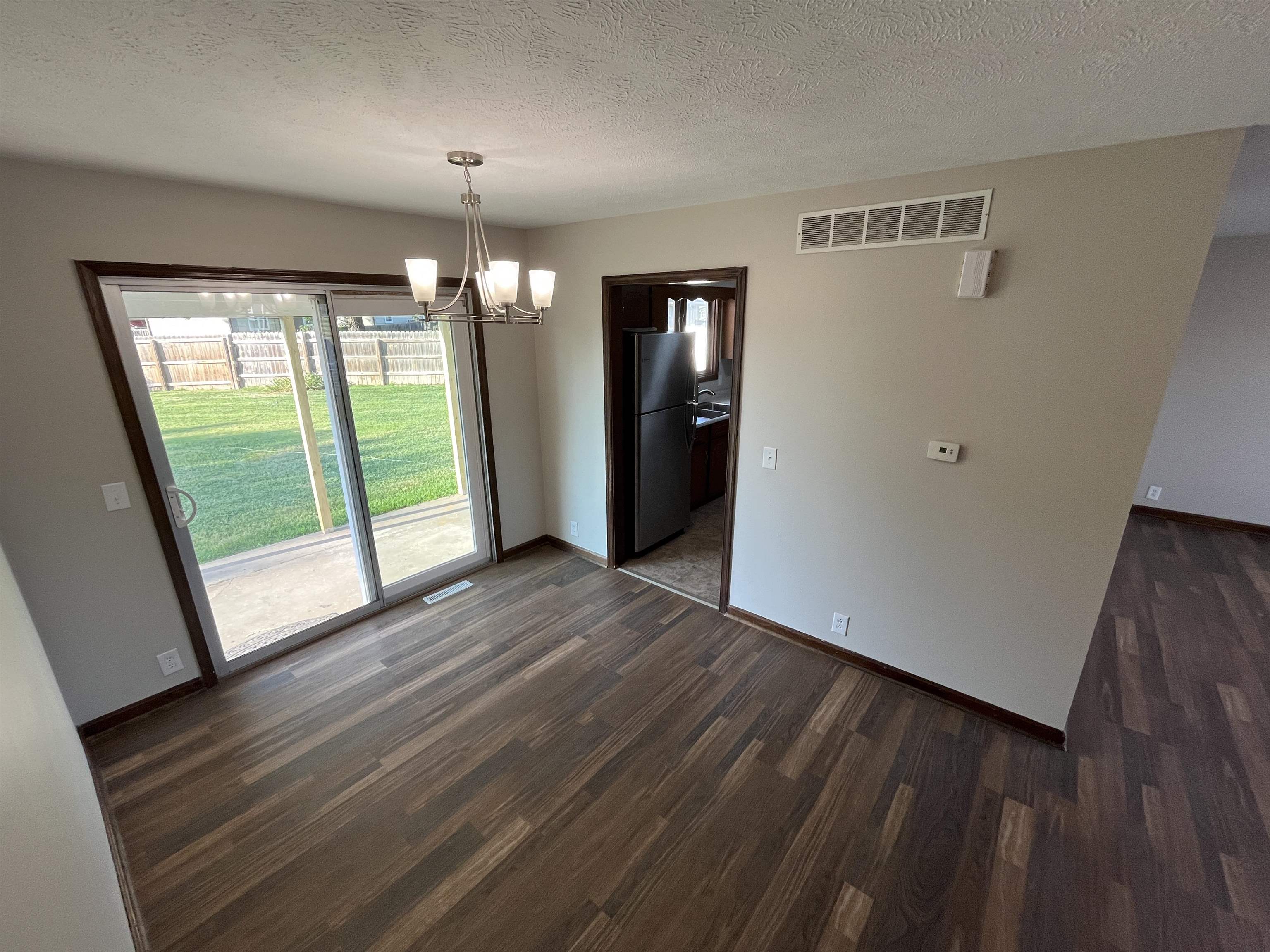 717 E Magnolia Road Property Photo 7