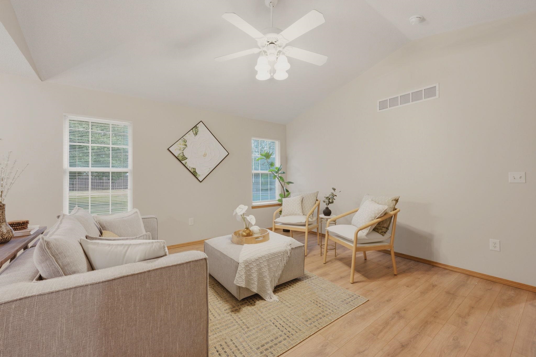 10818 W Central Park St Property Photo 7