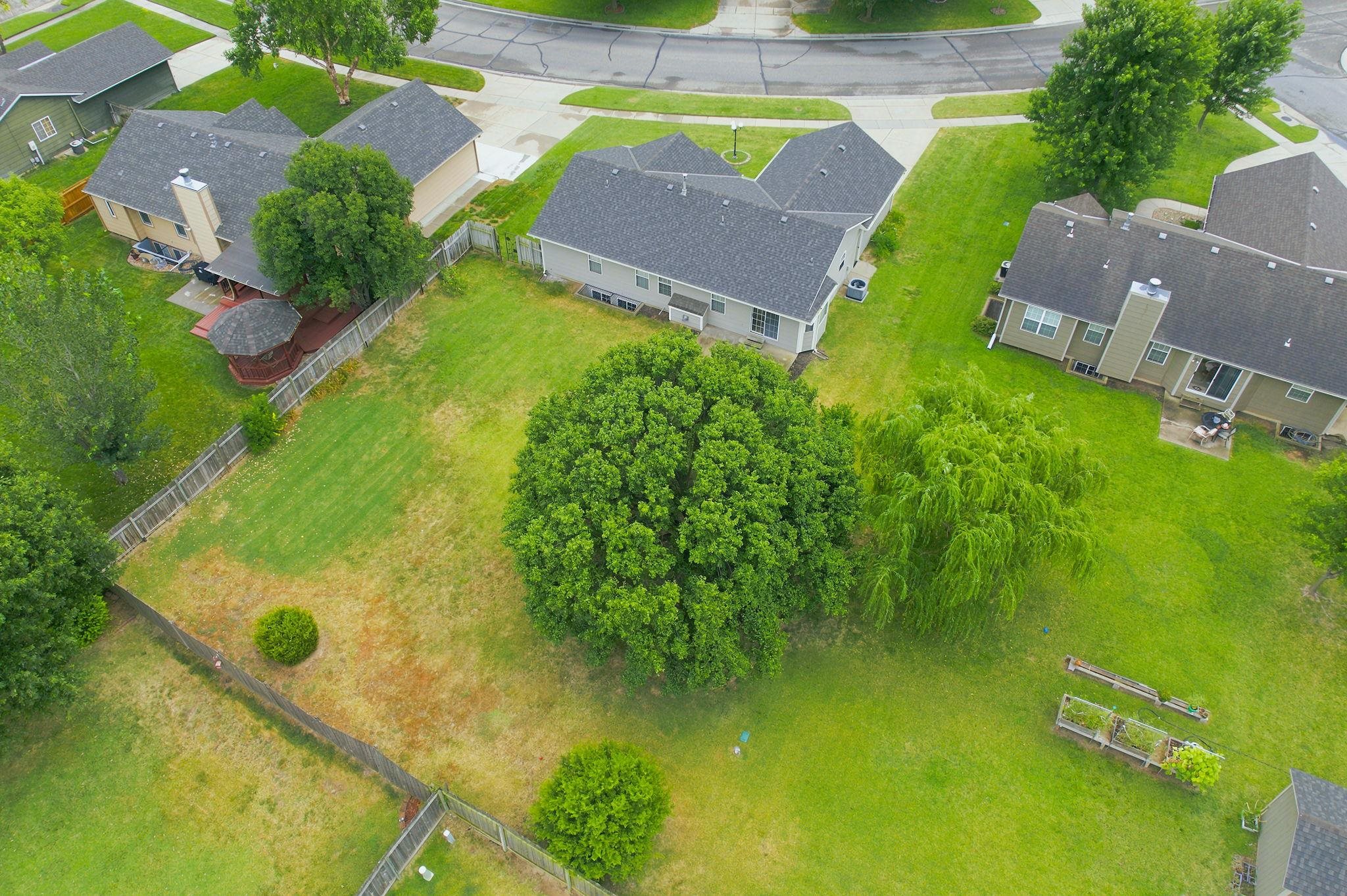 10818 W Central Park St Property Photo 31