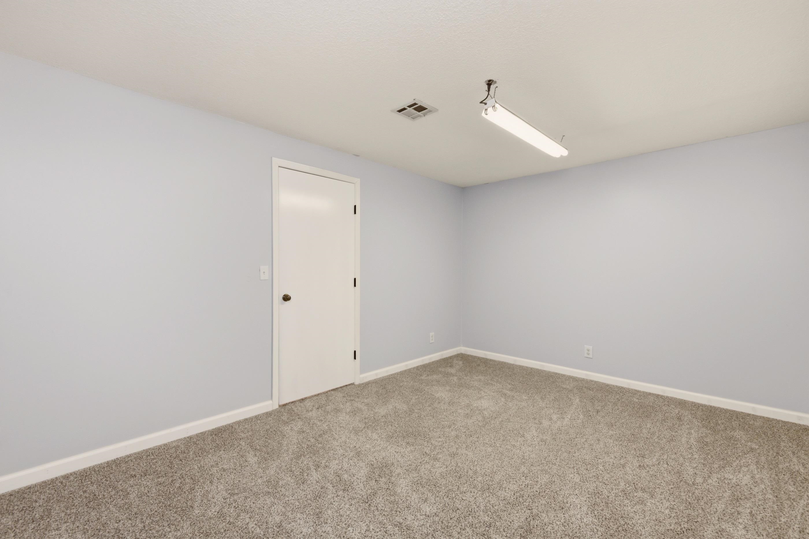 2530 N Beacon Hill St Property Photo 20