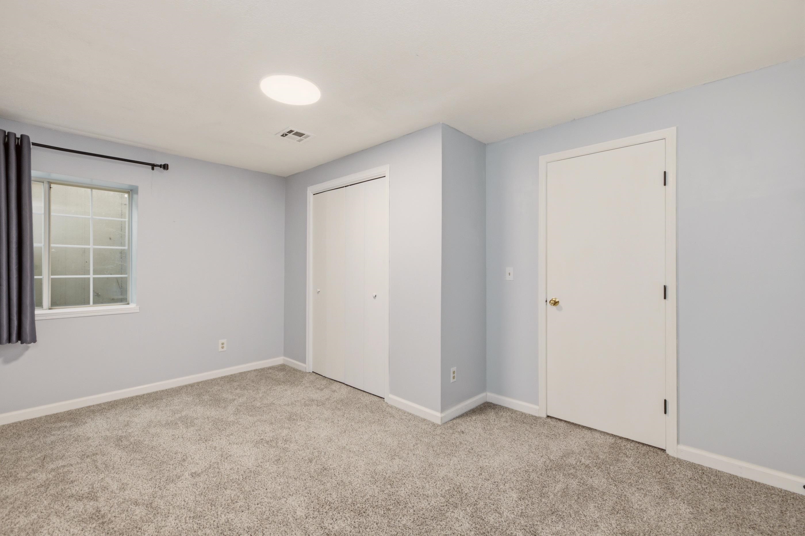 2530 N Beacon Hill St Property Photo 22