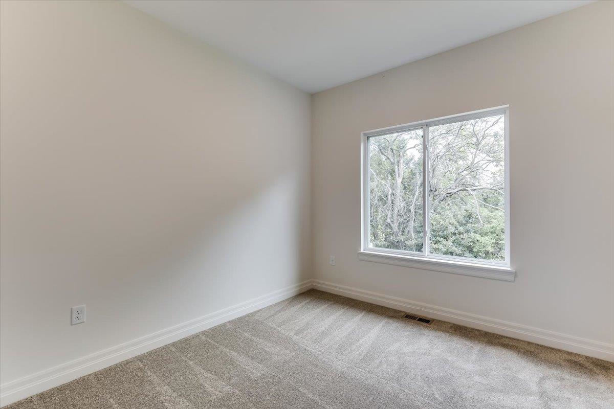 3311 S Linden Ct Property Photo 25