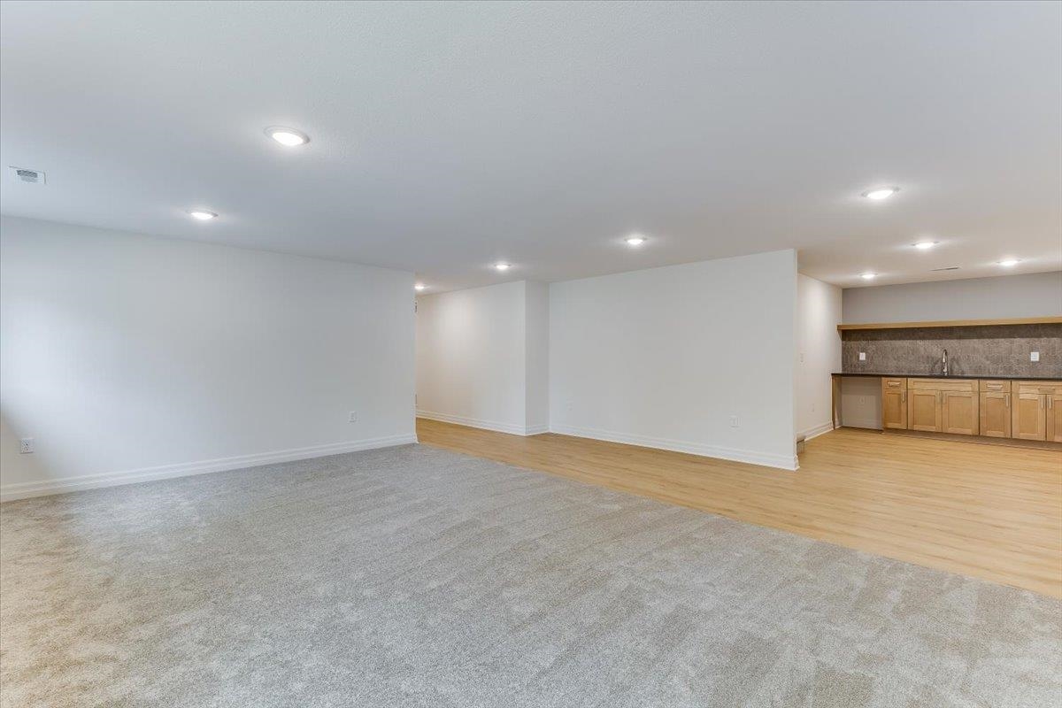 3311 S Linden Ct Property Photo 28