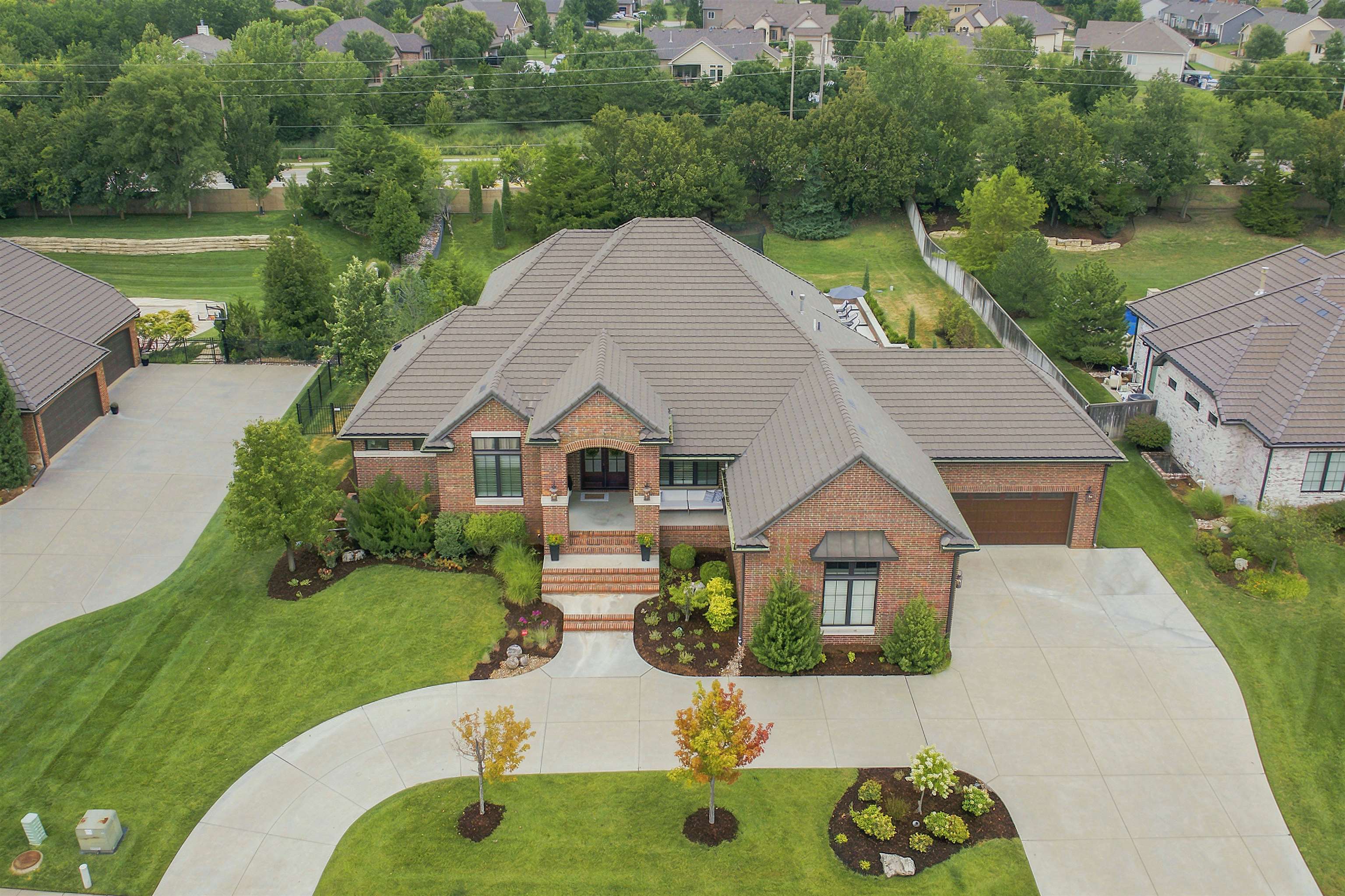 2126 N Clear Creek Property Photo 33