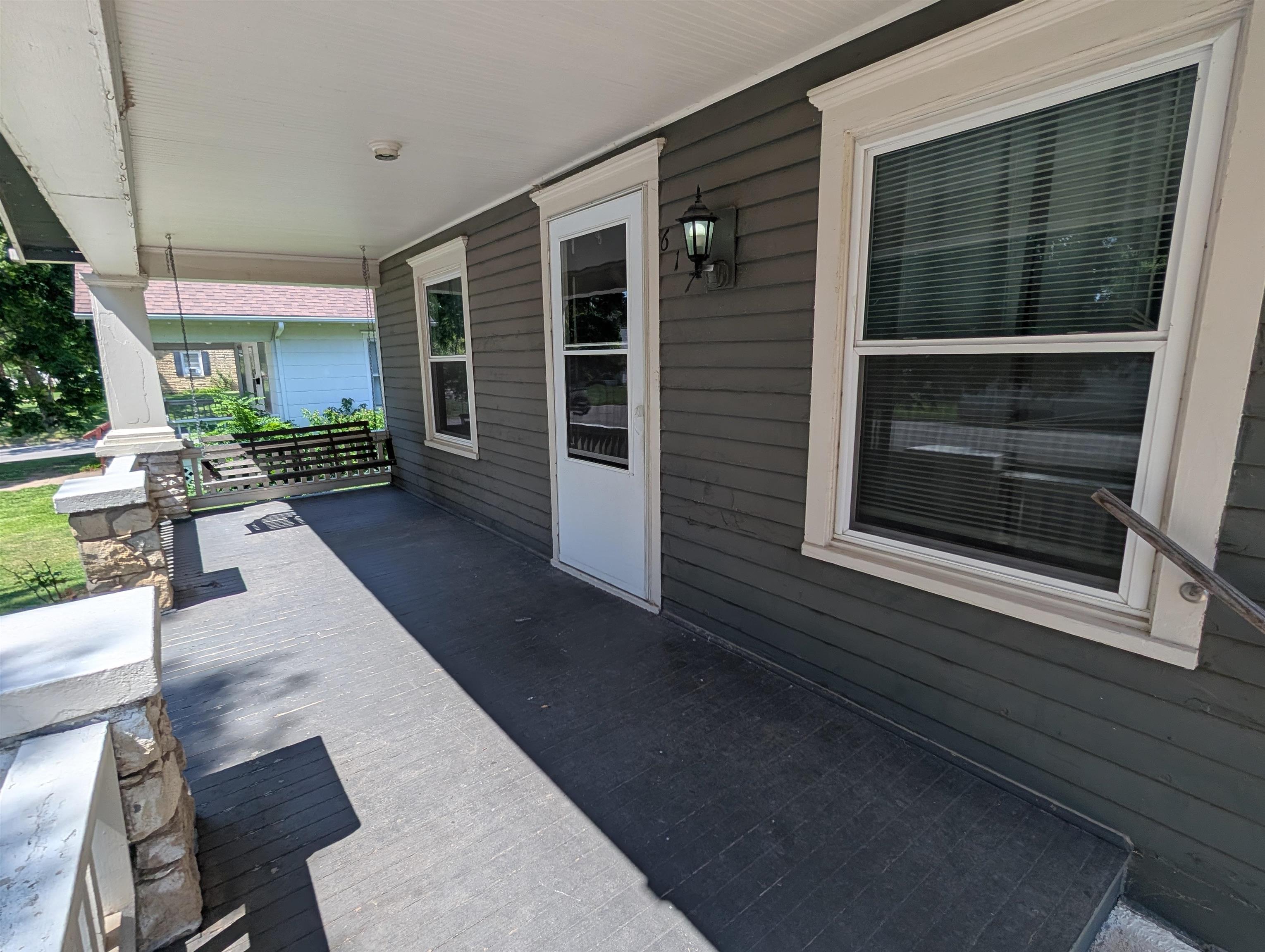 617 N Jefferson Property Photo 5
