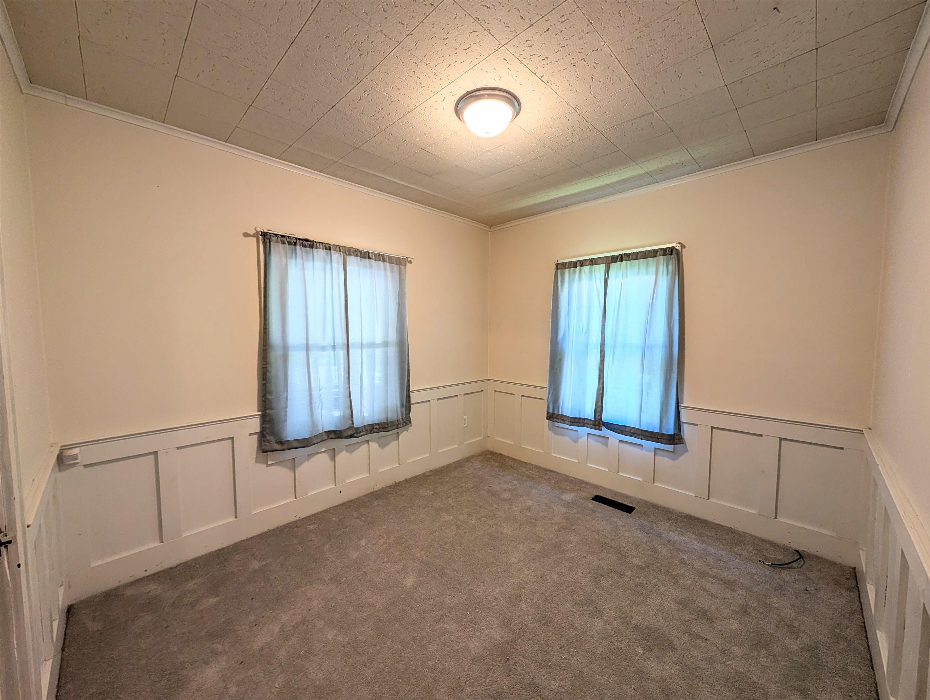 617 N Jefferson Property Photo 13