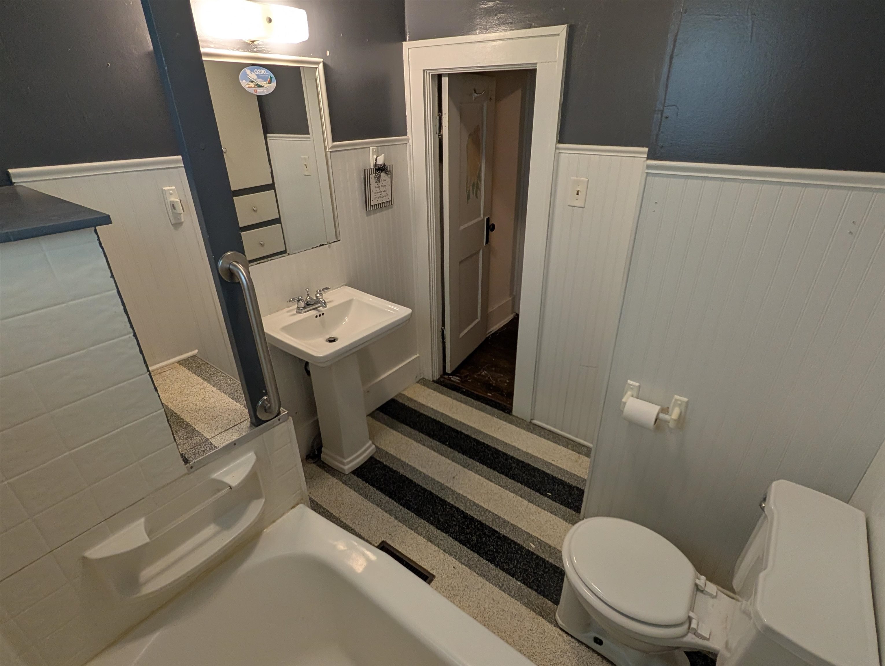 617 N Jefferson Property Photo 19