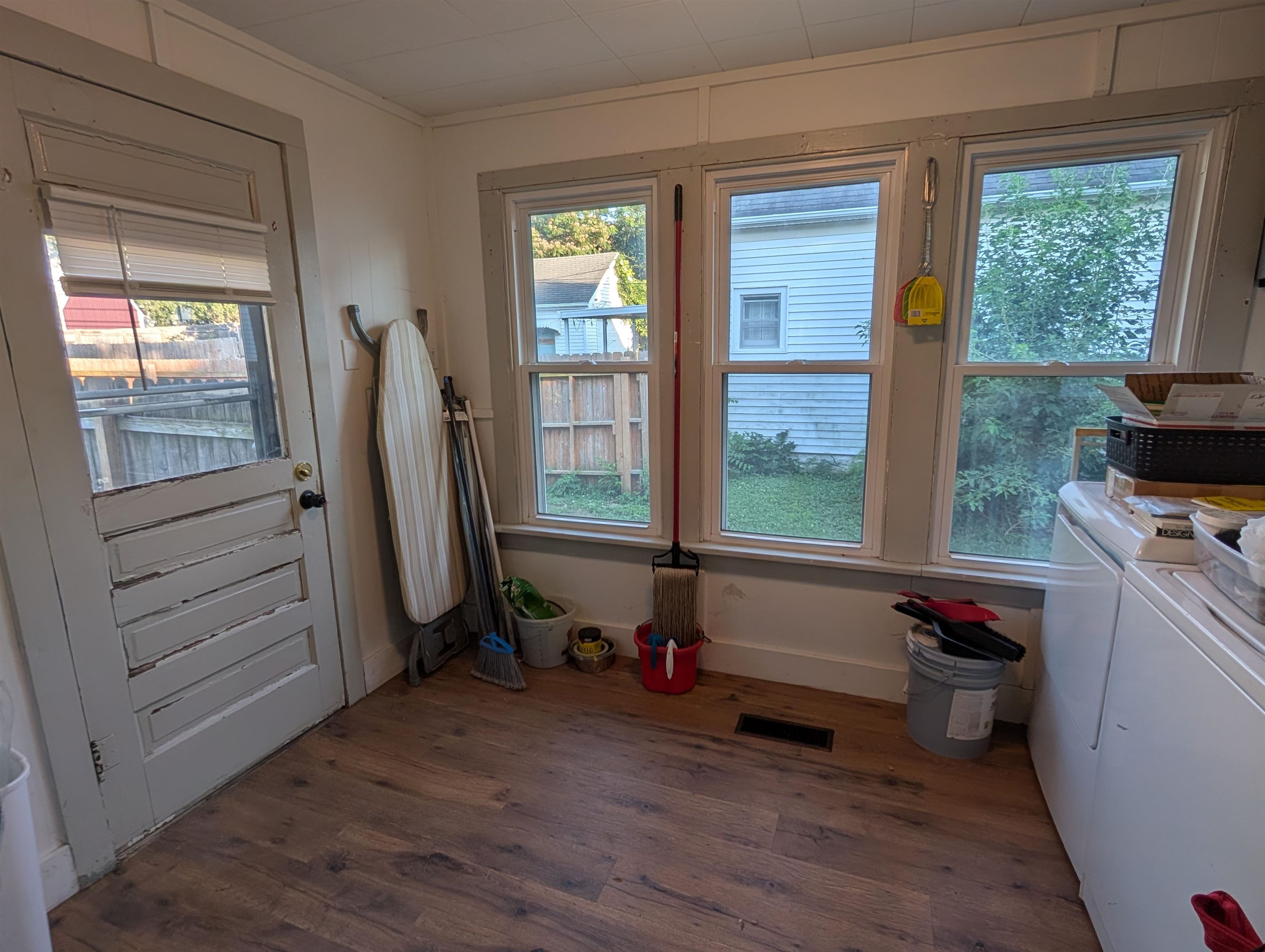 617 N Jefferson Property Photo 20