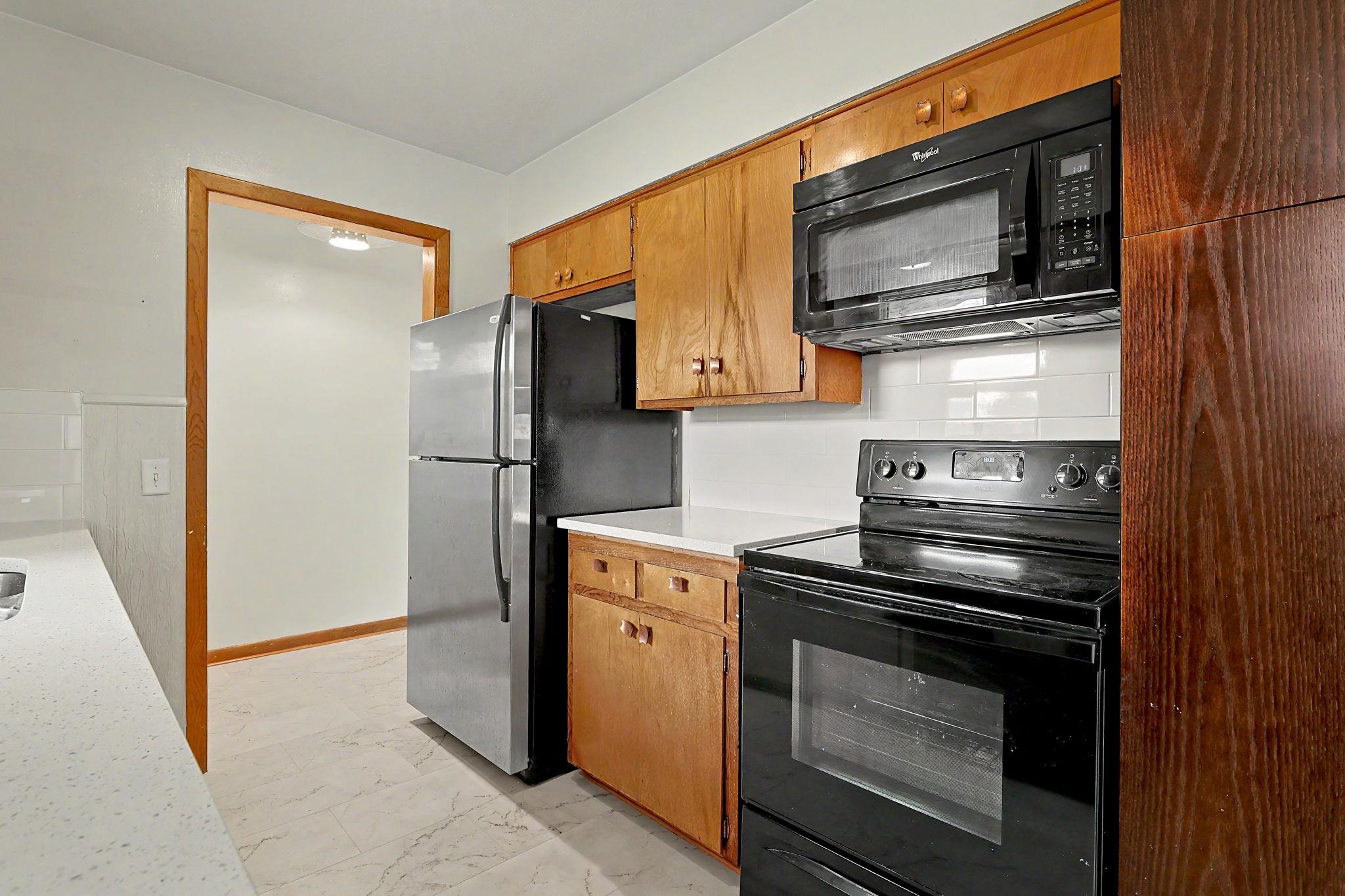 2027 W Manhattan Dr Property Photo 11