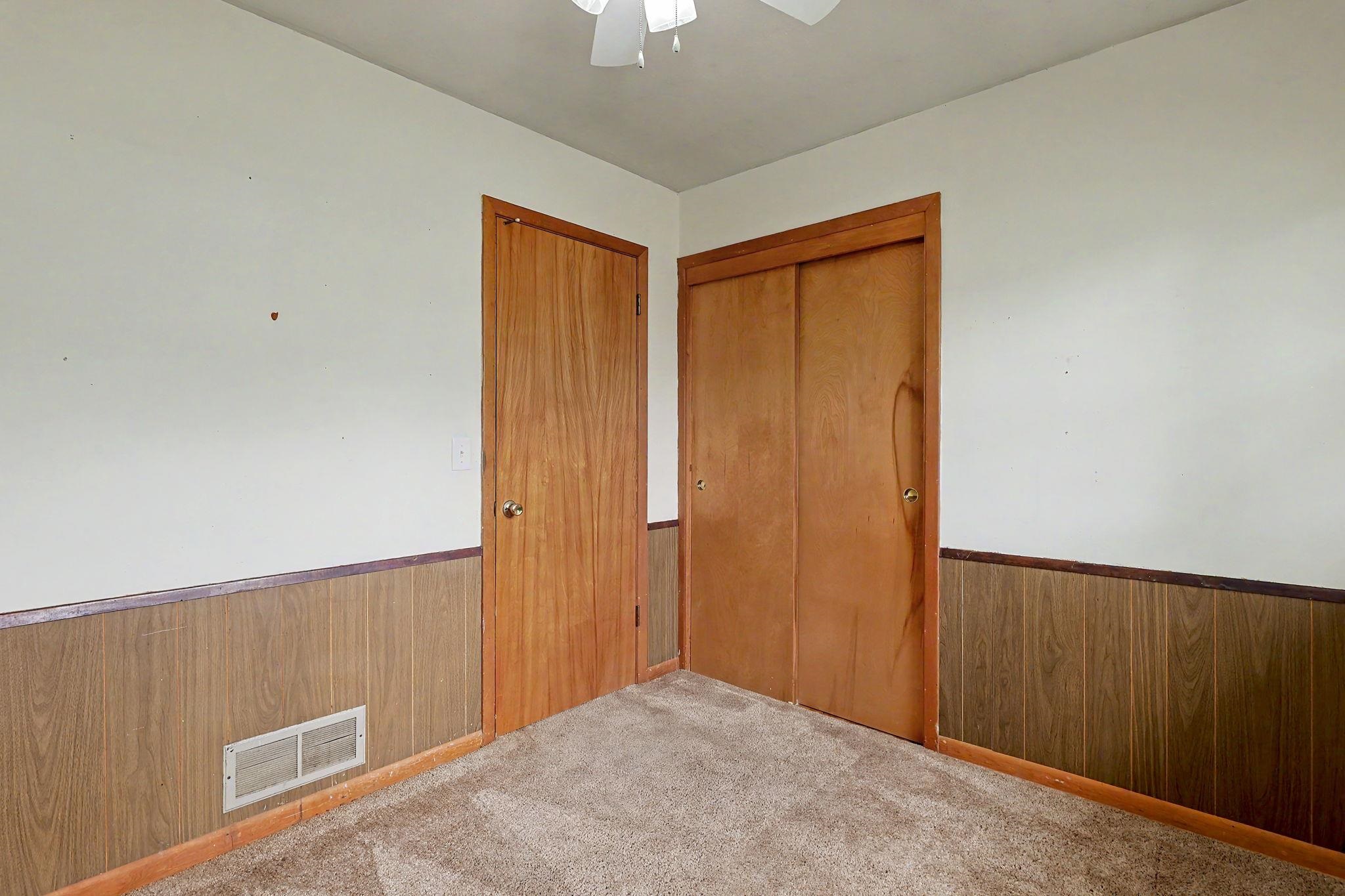2027 W Manhattan Dr Property Photo 16