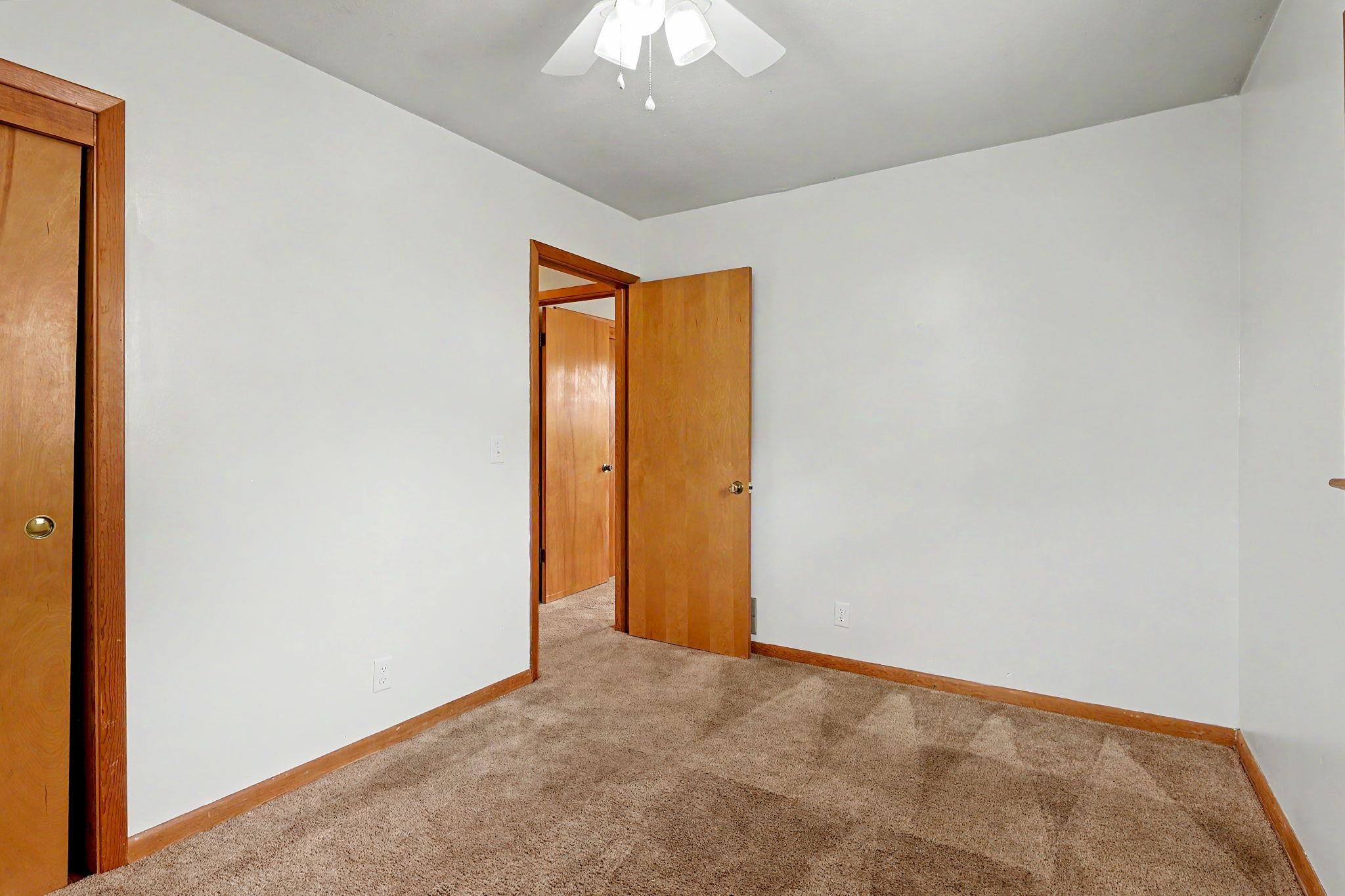 2027 W Manhattan Dr Property Photo 18