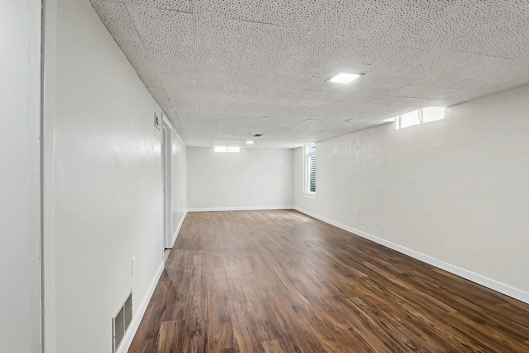 2027 W Manhattan Dr Property Photo 22