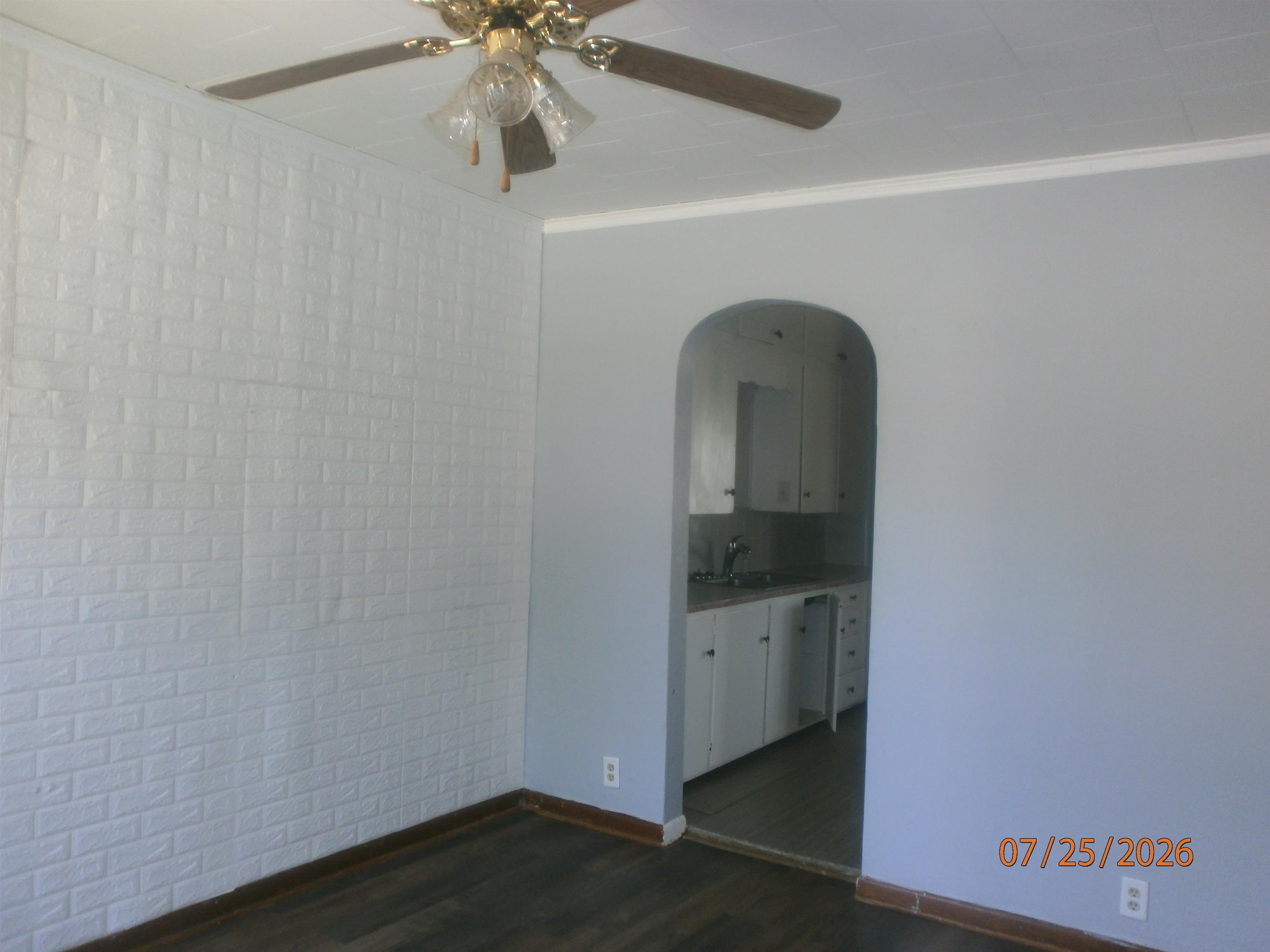 1117 W Republic Ave Property Photo 10