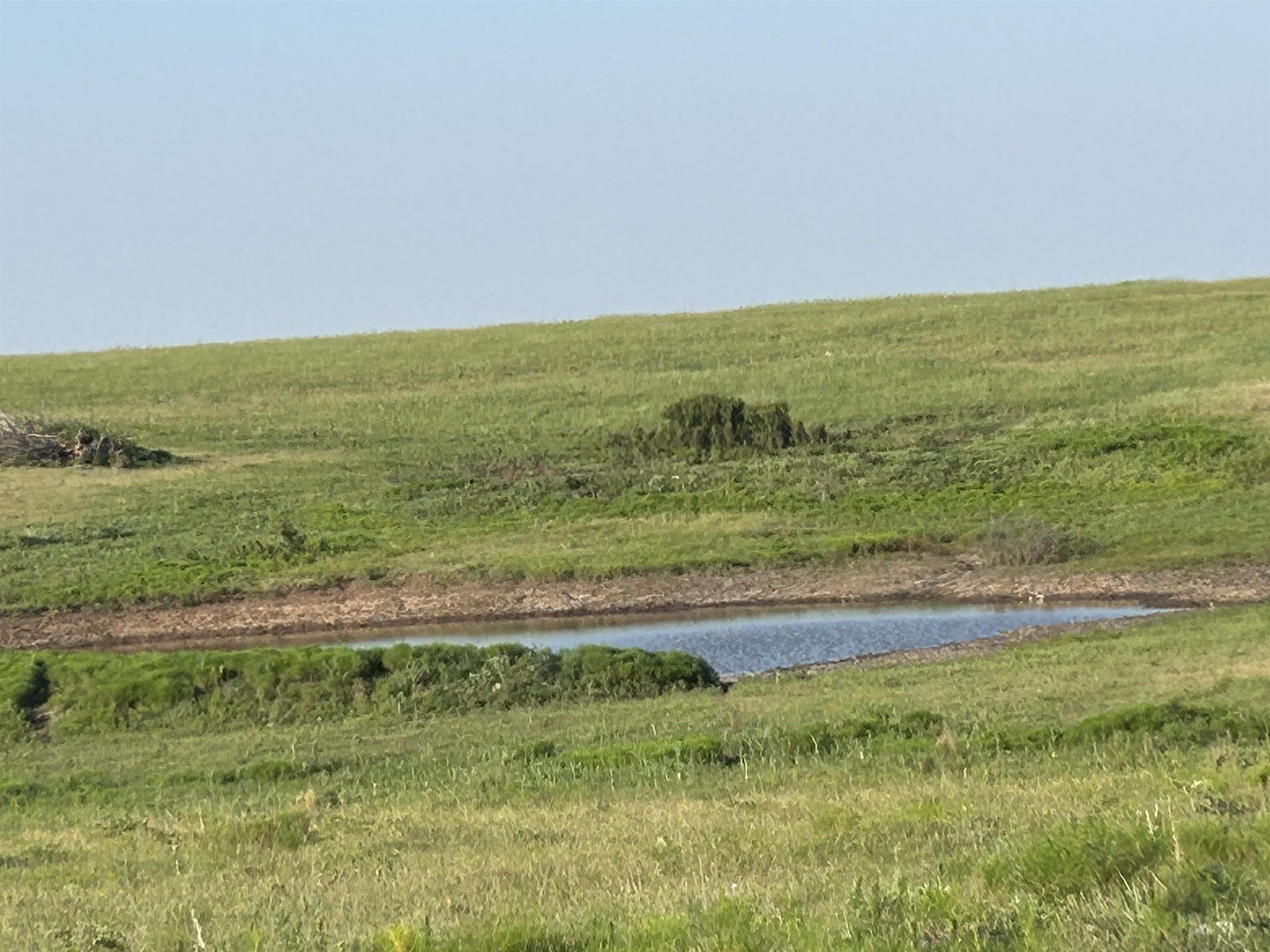 72nd Property Photo 14