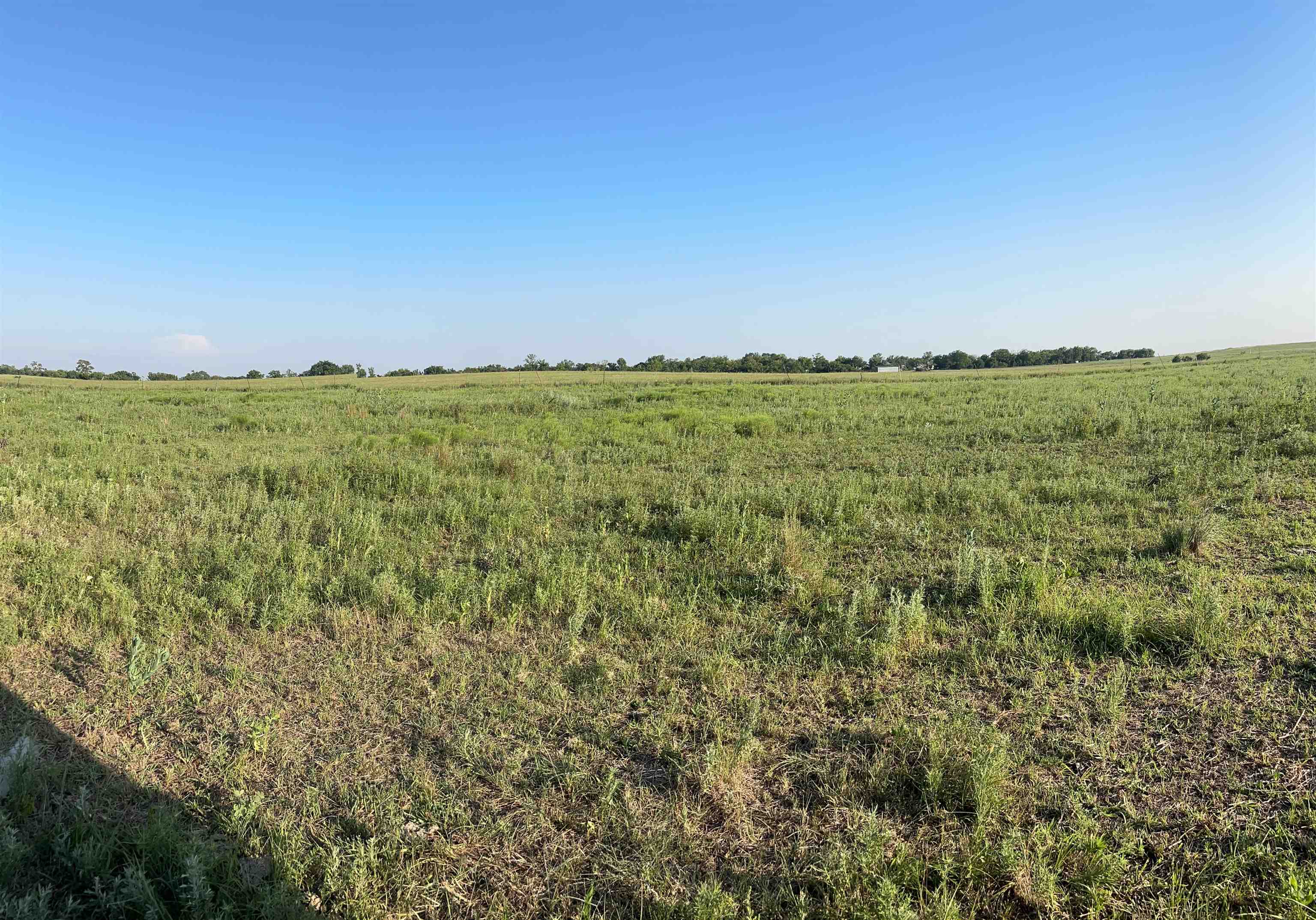 72nd Property Photo 16