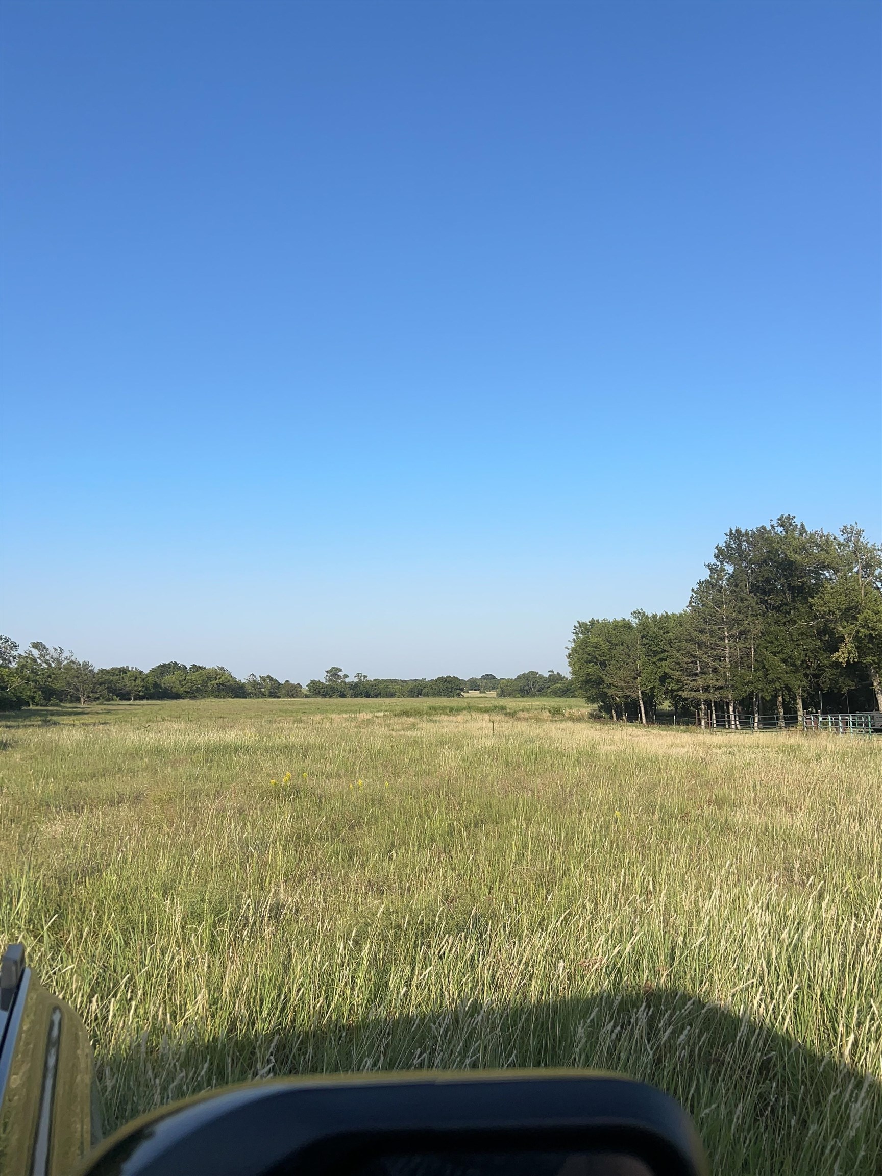 72nd Property Photo 33