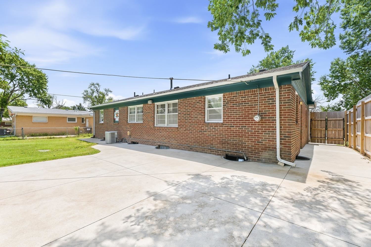 8144 E Indianapolis Property Photo 18