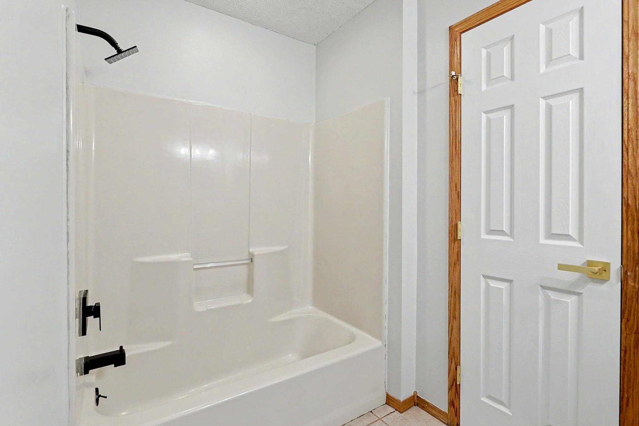 254 N Lakeside Dr Property Photo 21