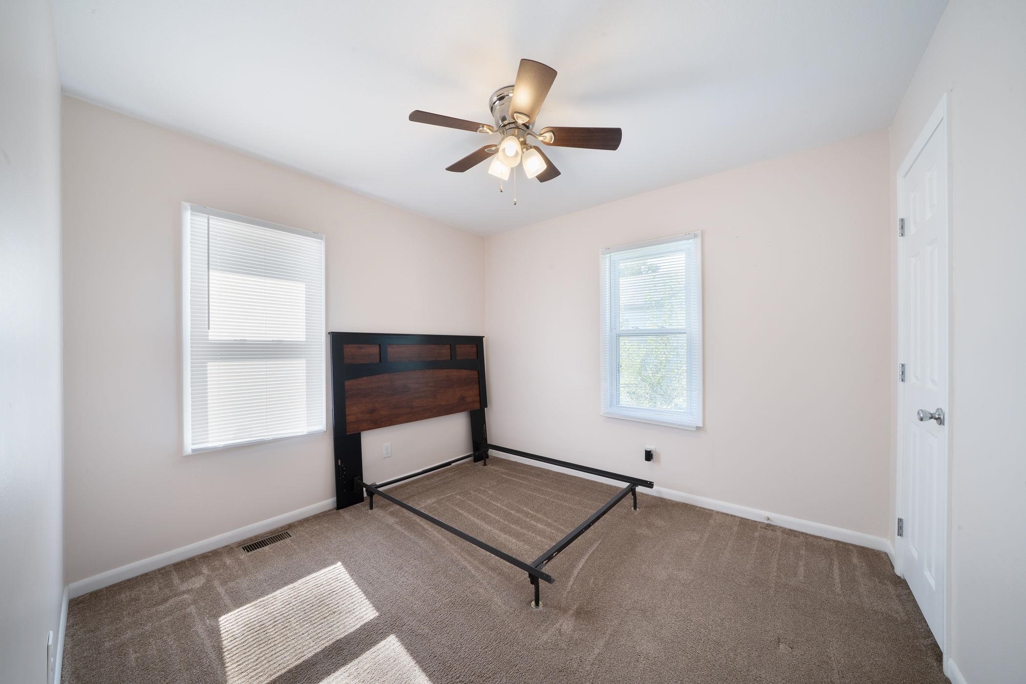 2260 S Victoria St. Property Photo 15
