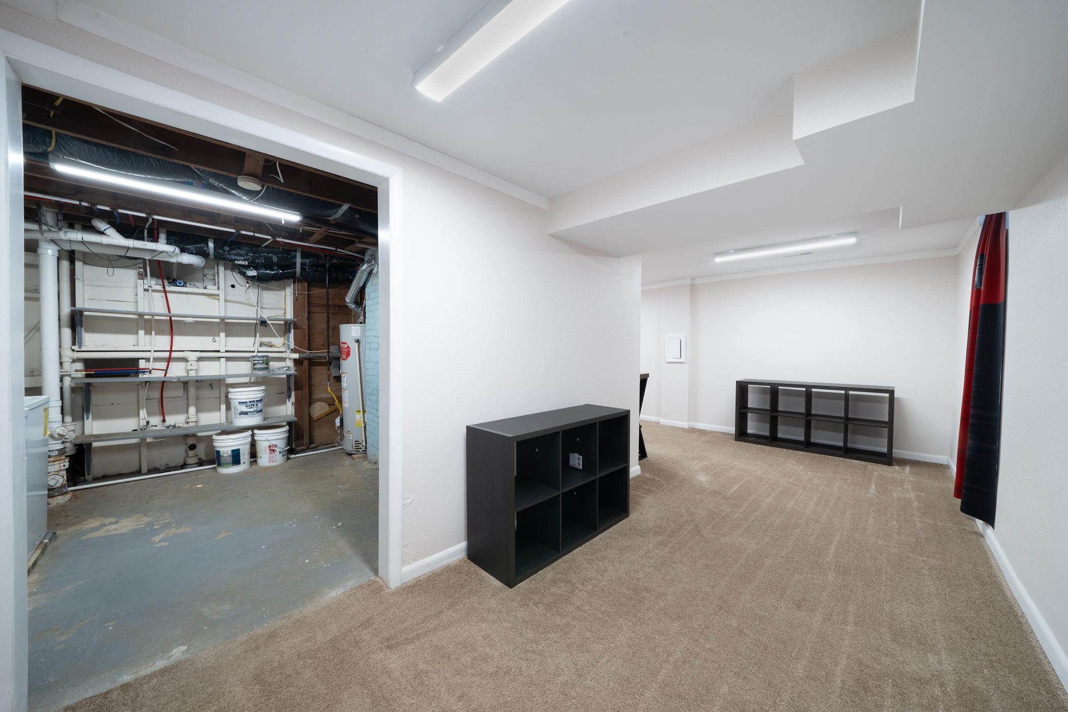 2260 S Victoria St. Property Photo 18