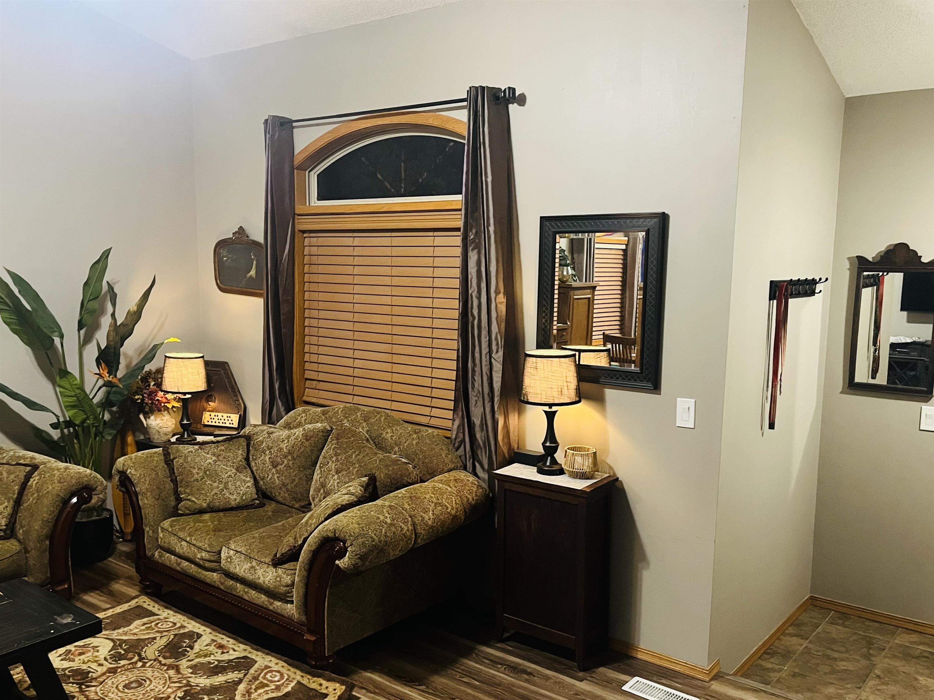 4790 S Leonine Property Photo 7