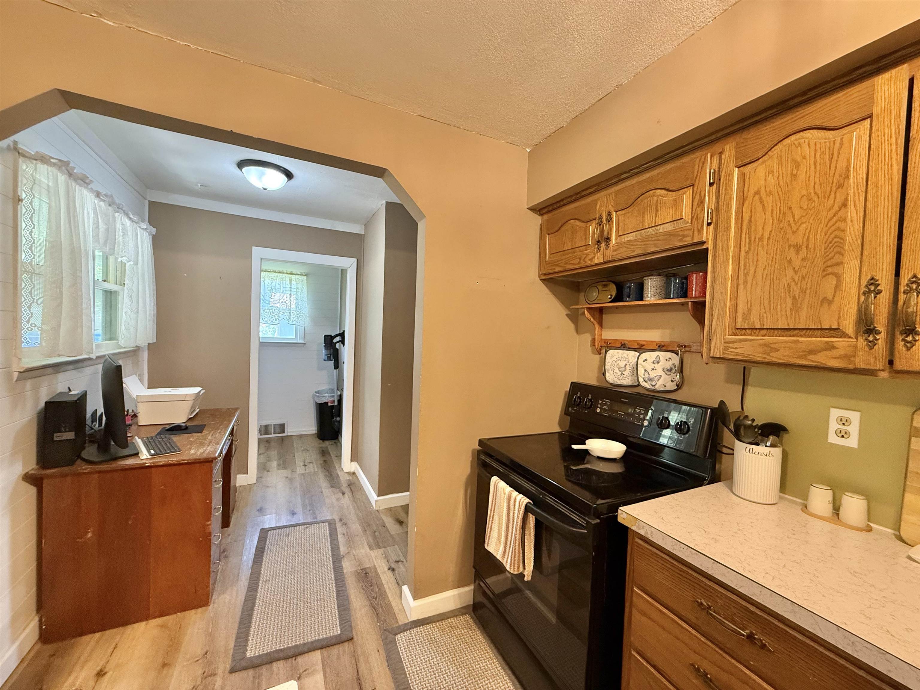 632 W G Property Photo 12