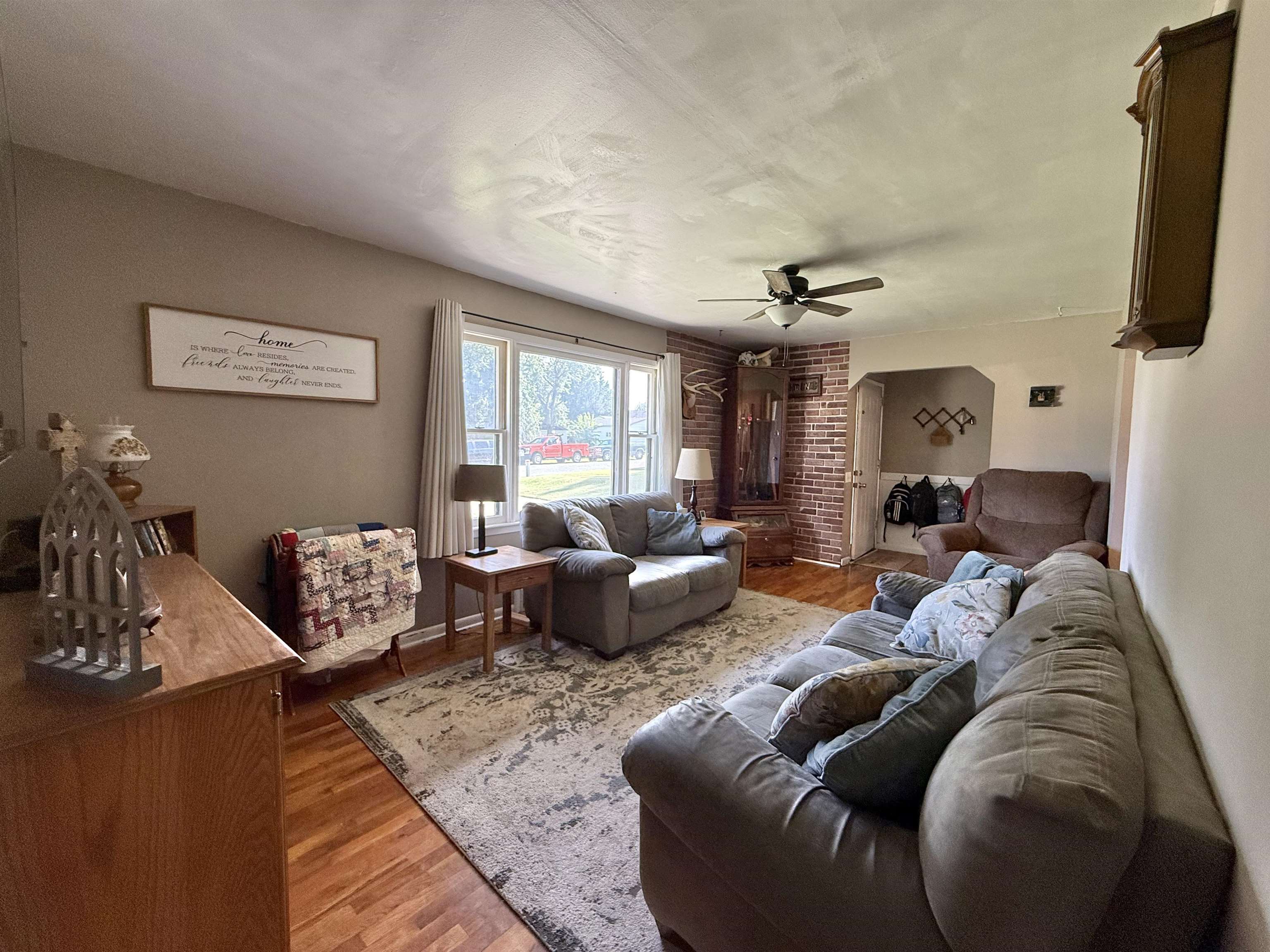 632 W G Property Photo 19
