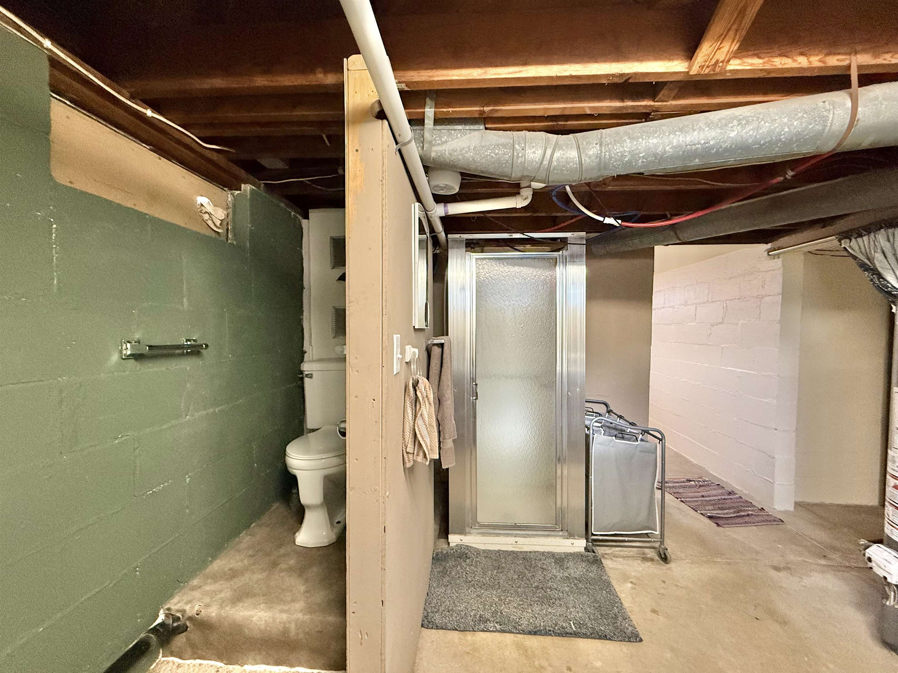 632 W G Property Photo 28