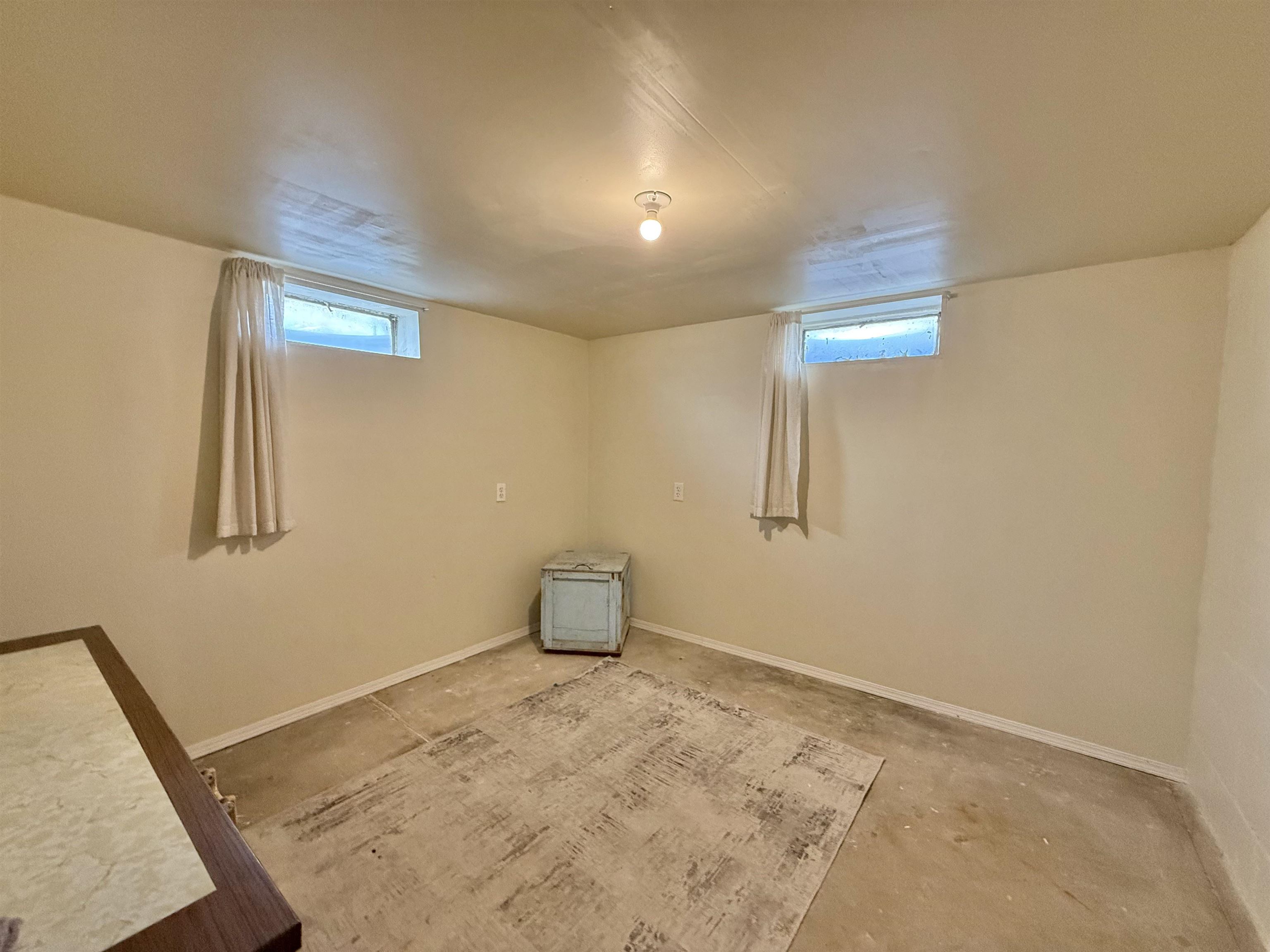 632 W G Property Photo 29