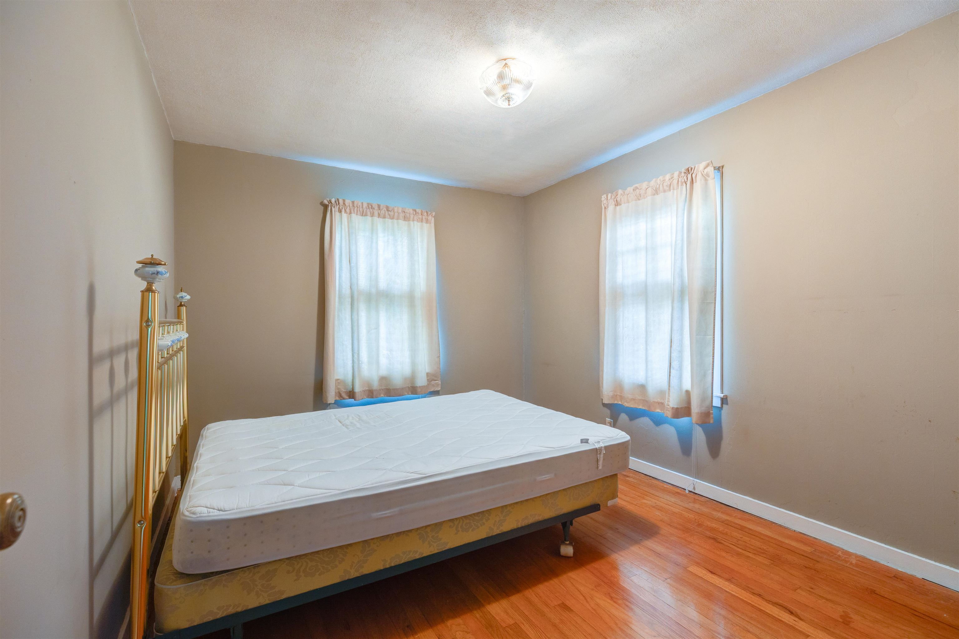 131 S 12th Street Property Photo 10