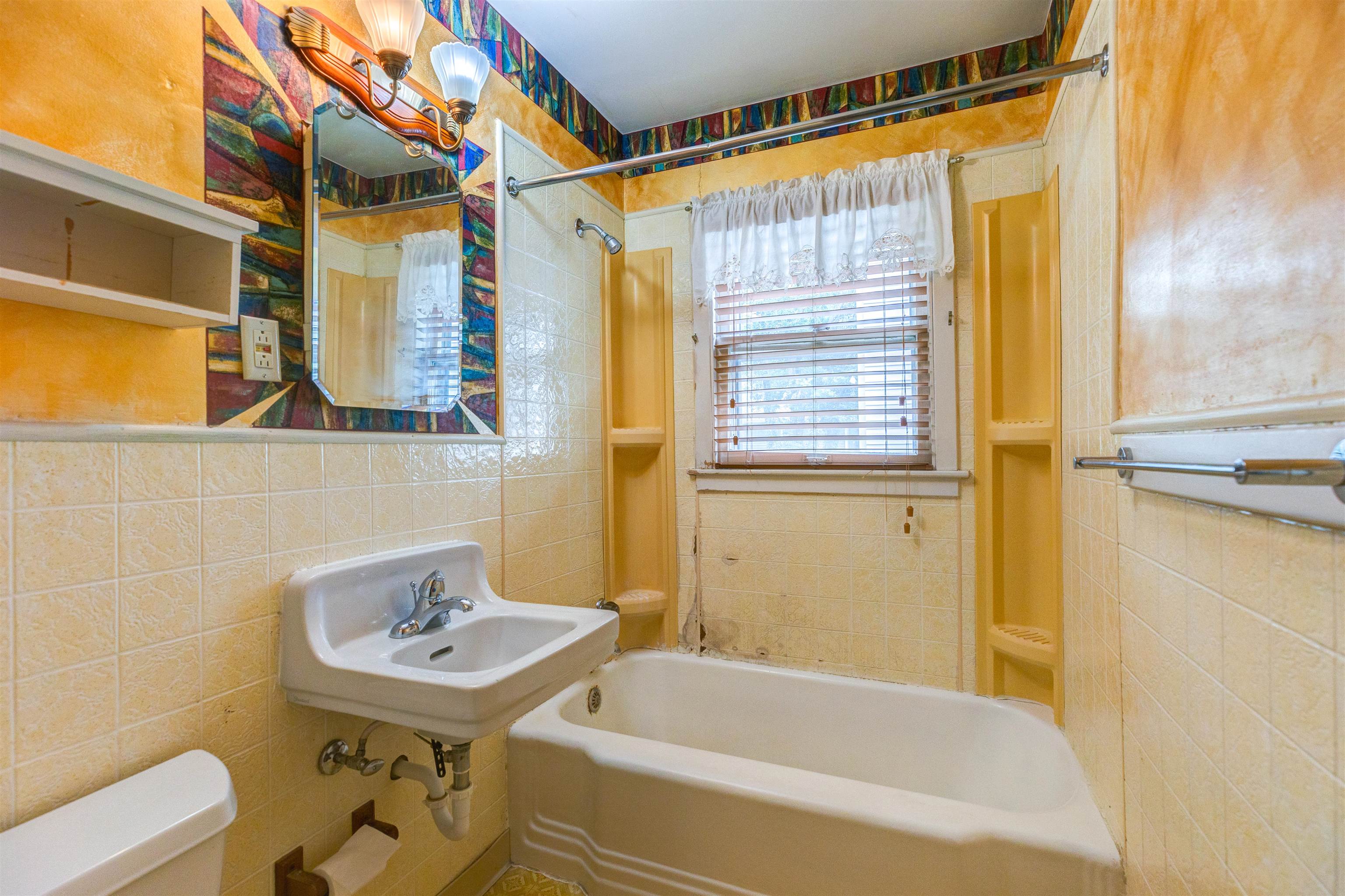 131 S 12th Street Property Photo 14
