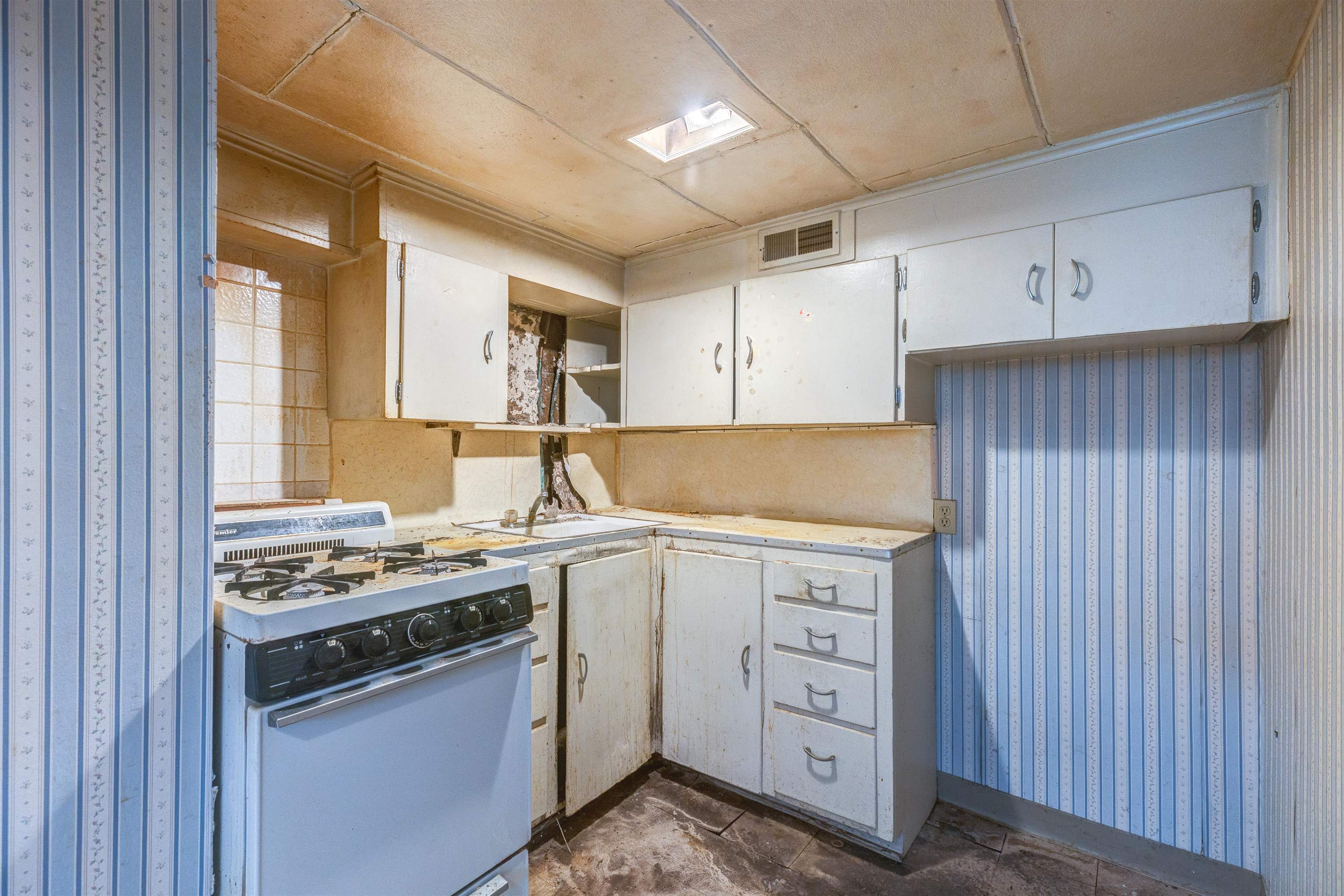 131 S 12th Street Property Photo 19