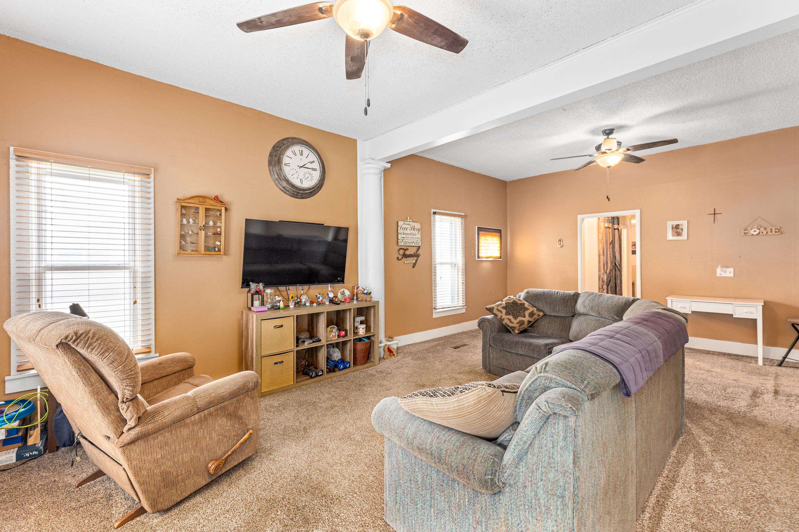 505 Sweezy Property Photo 11