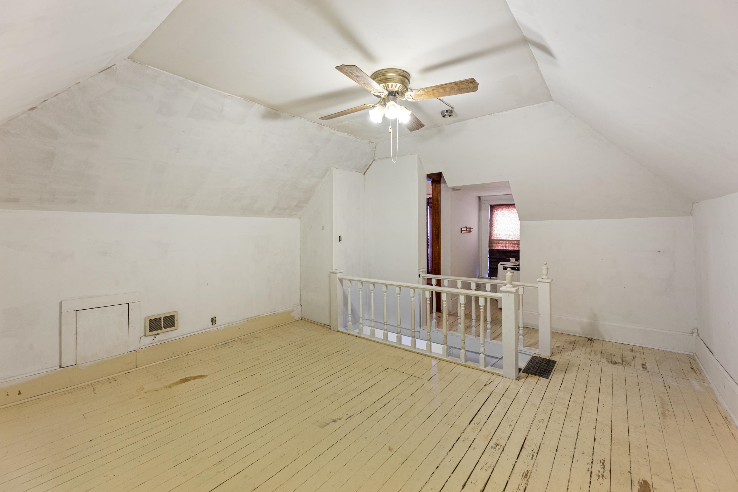 505 Sweezy Property Photo 31