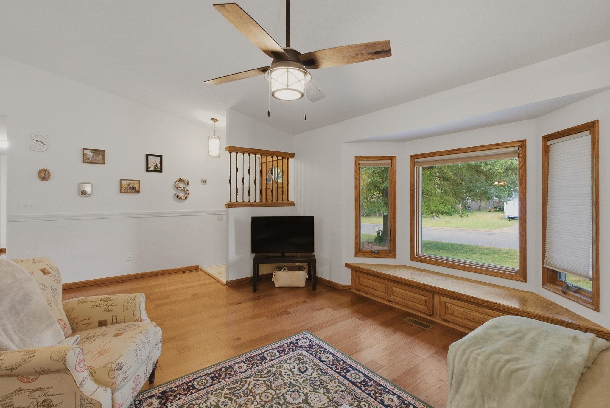 1113 N Ridgecrest Property Photo 5