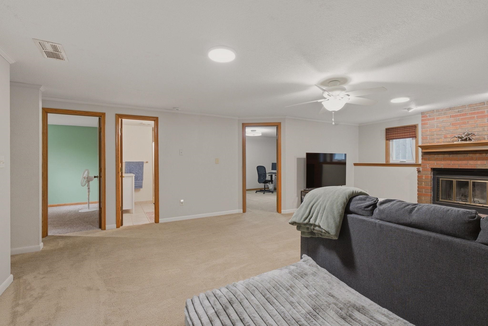1113 N Ridgecrest Property Photo 24