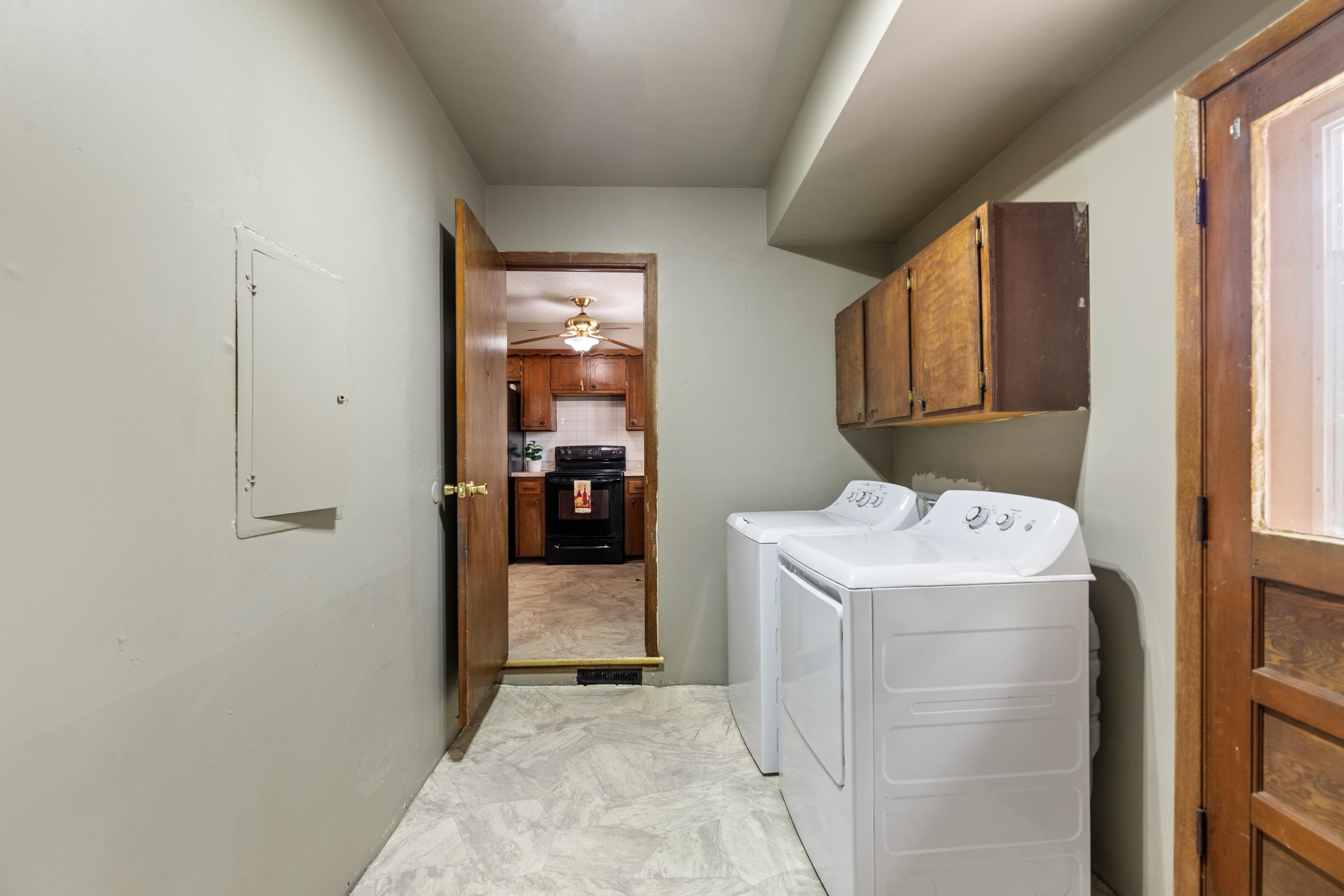3327 S All Hallows Ave Property Photo 18