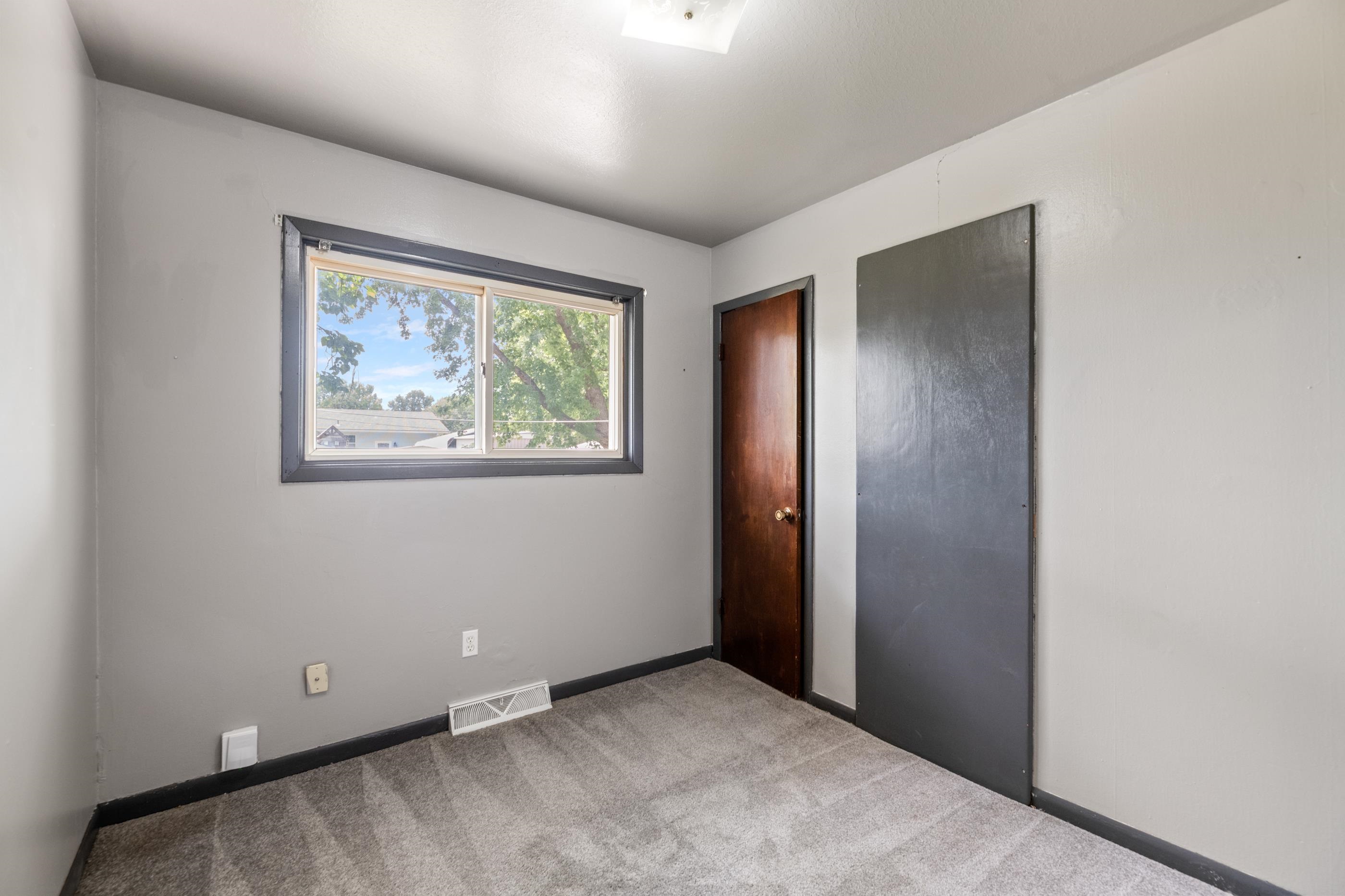 3327 S All Hallows Ave Property Photo 19