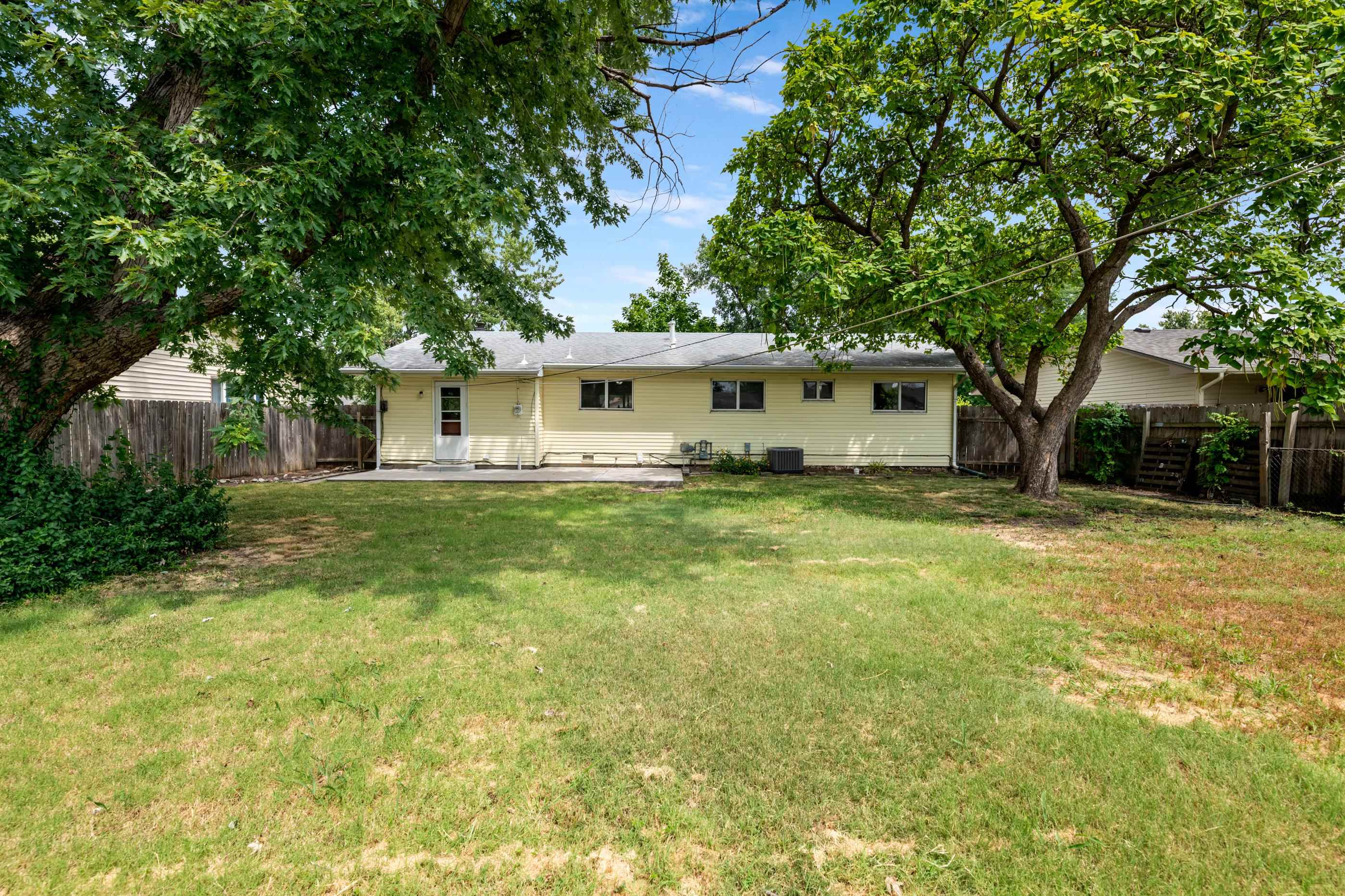 3327 S All Hallows Ave Property Photo 31