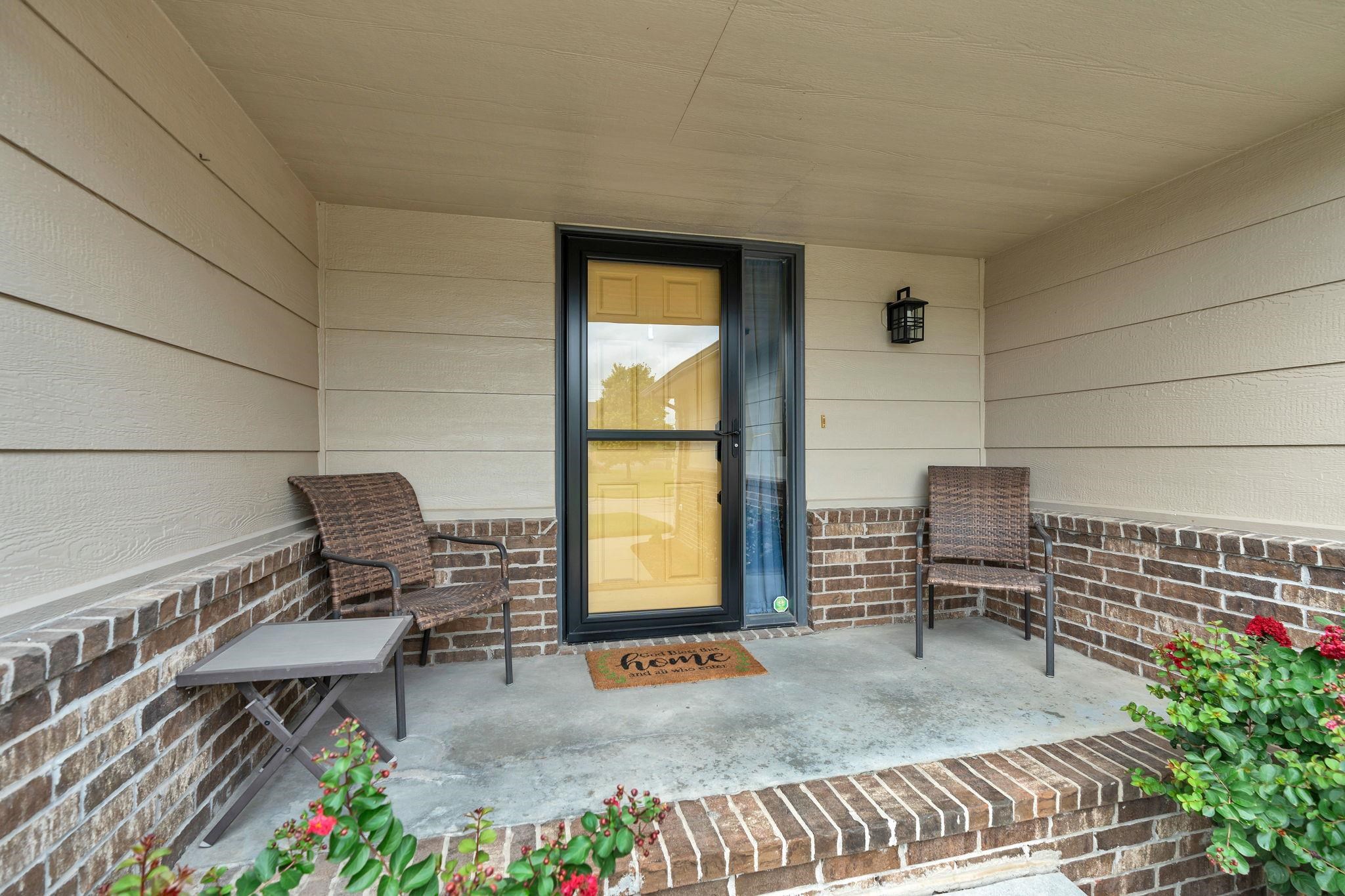 2519 W Rio Vista Ct. Property Photo 6