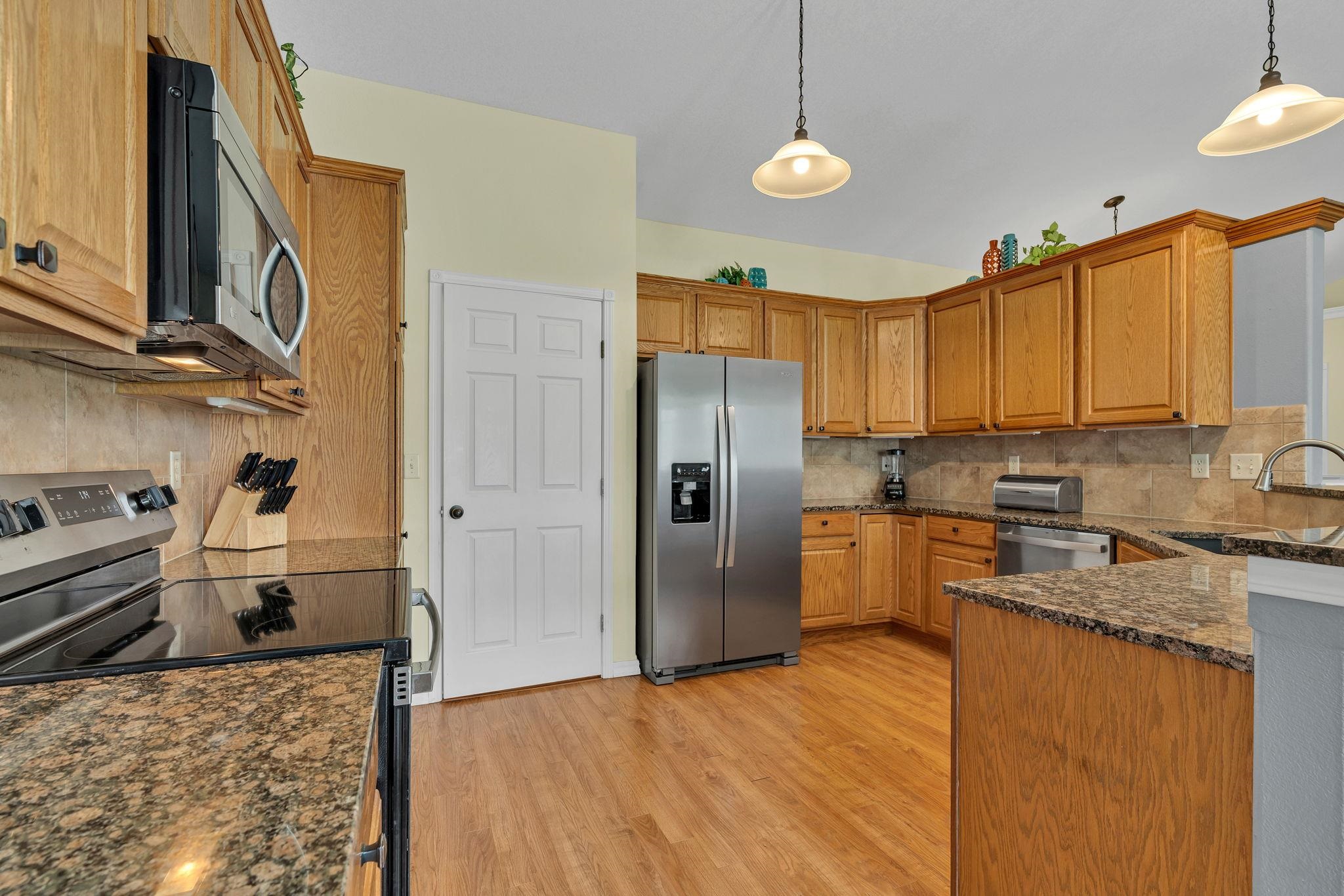 2519 W Rio Vista Ct. Property Photo 15