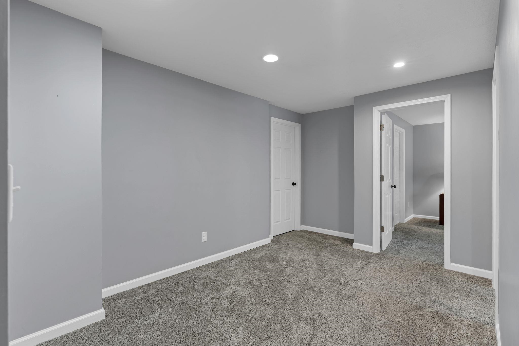 2519 W Rio Vista Ct. Property Photo 28