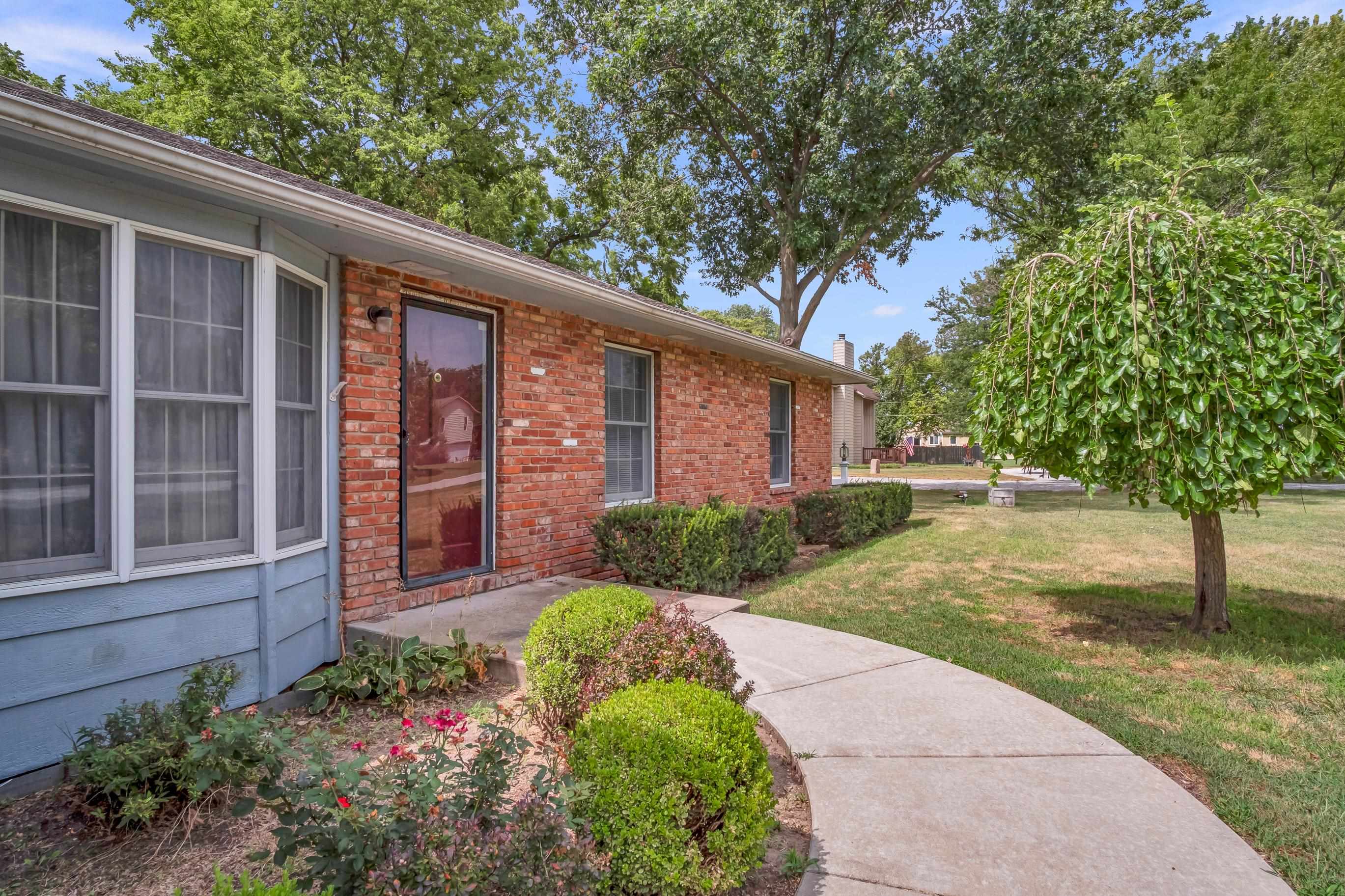 3219 Northwood Ct Property Photo 4