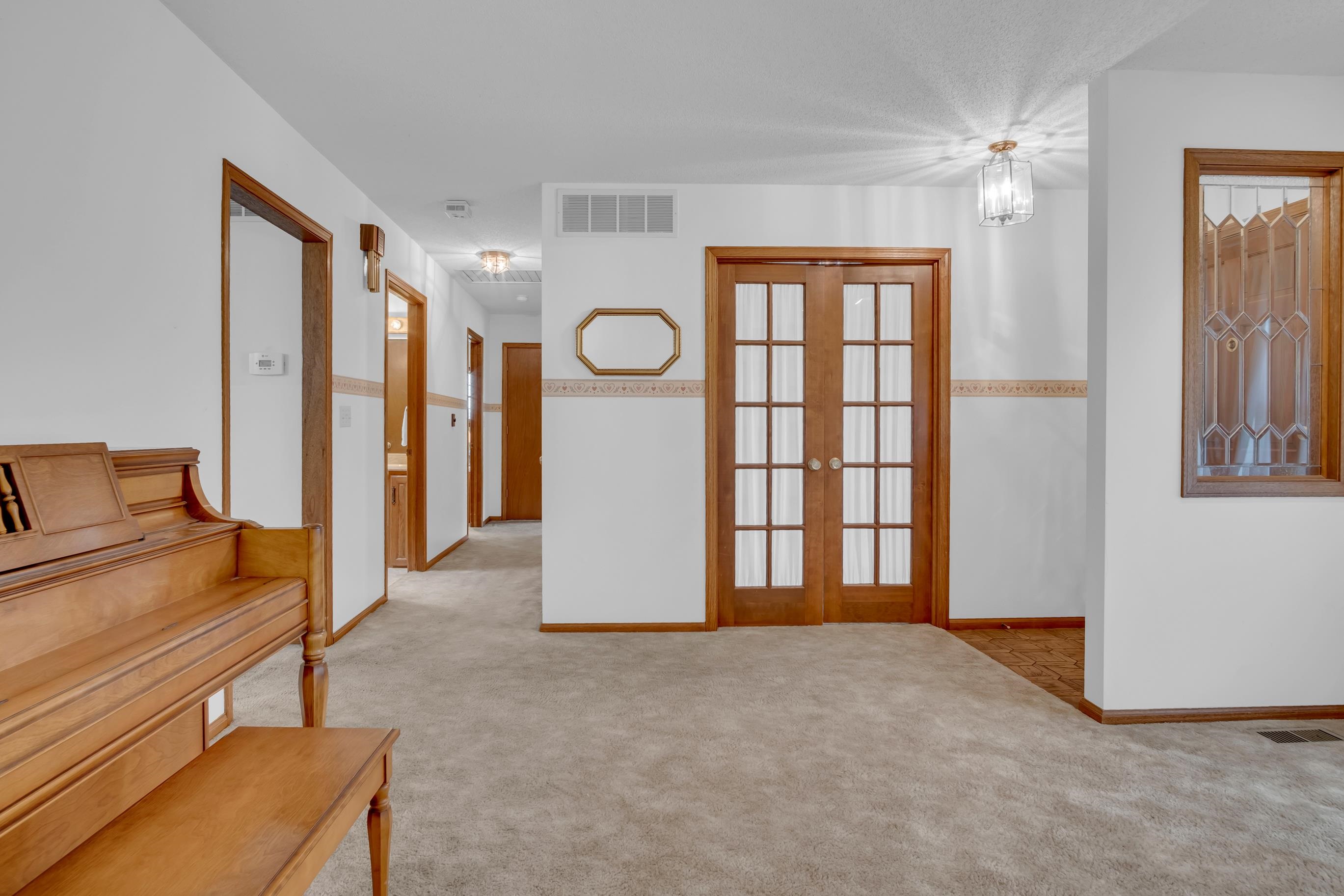 3219 Northwood Ct Property Photo 6